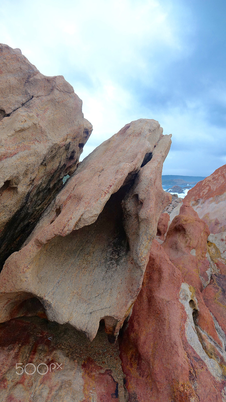 Sony Cyber-shot DSC-RX10 + Sony 24-200mm F2.8 sample photo. Extreme erosion....canal rocks, s.w. australia photography