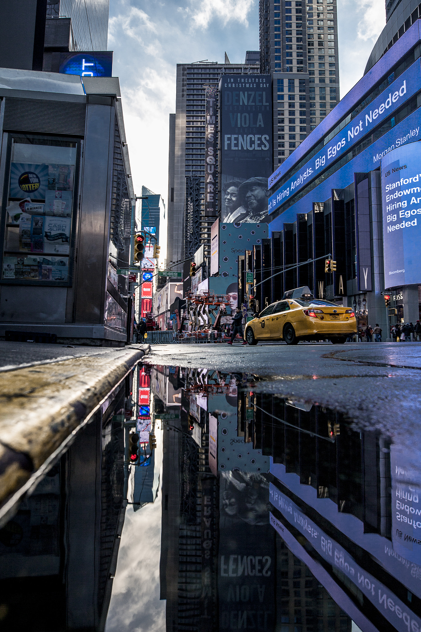 Sigma 20mm F1.4 DG HSM Art sample photo. Times square photography
