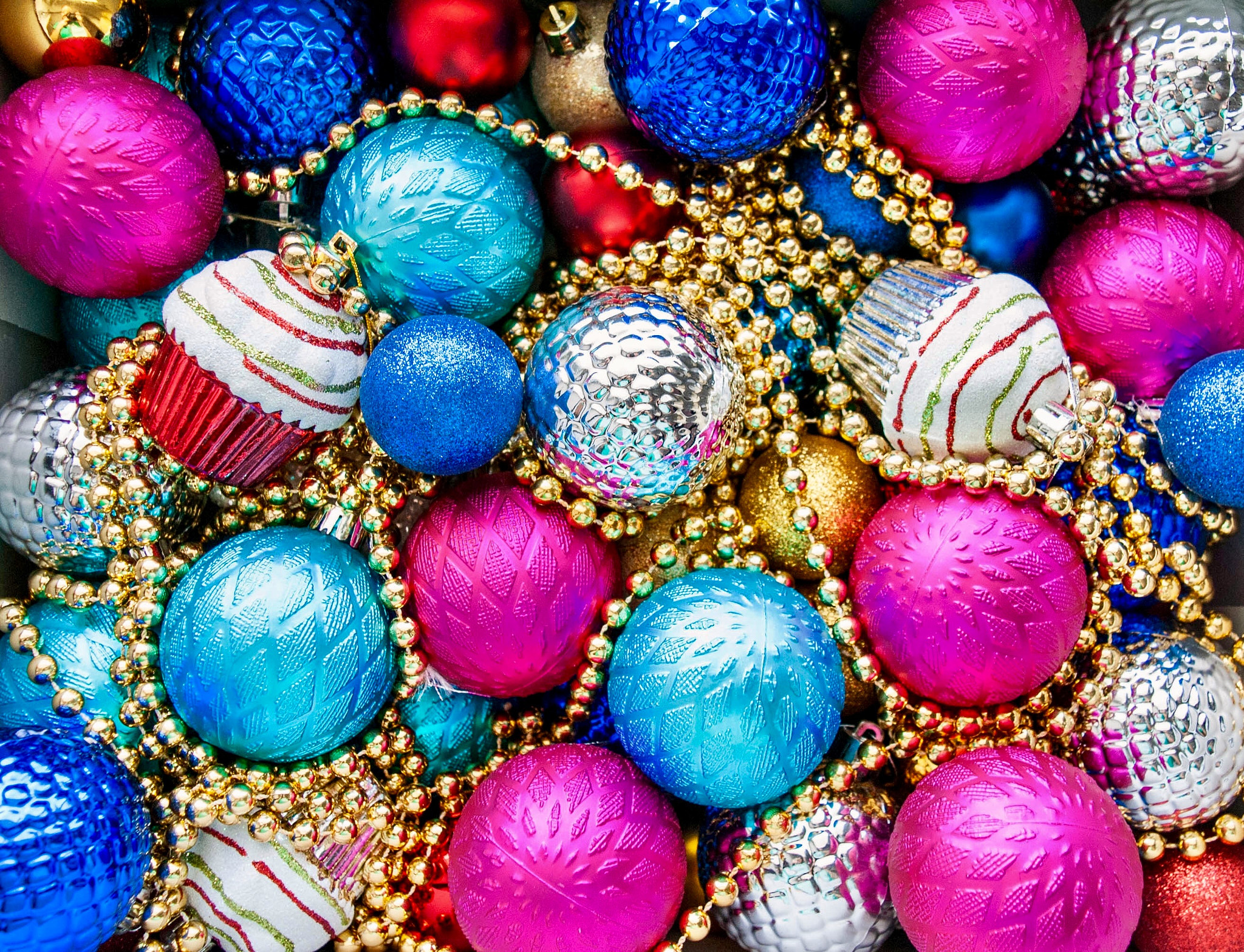 Nikon D3000 sample photo. Goodbye christmas tree! photography