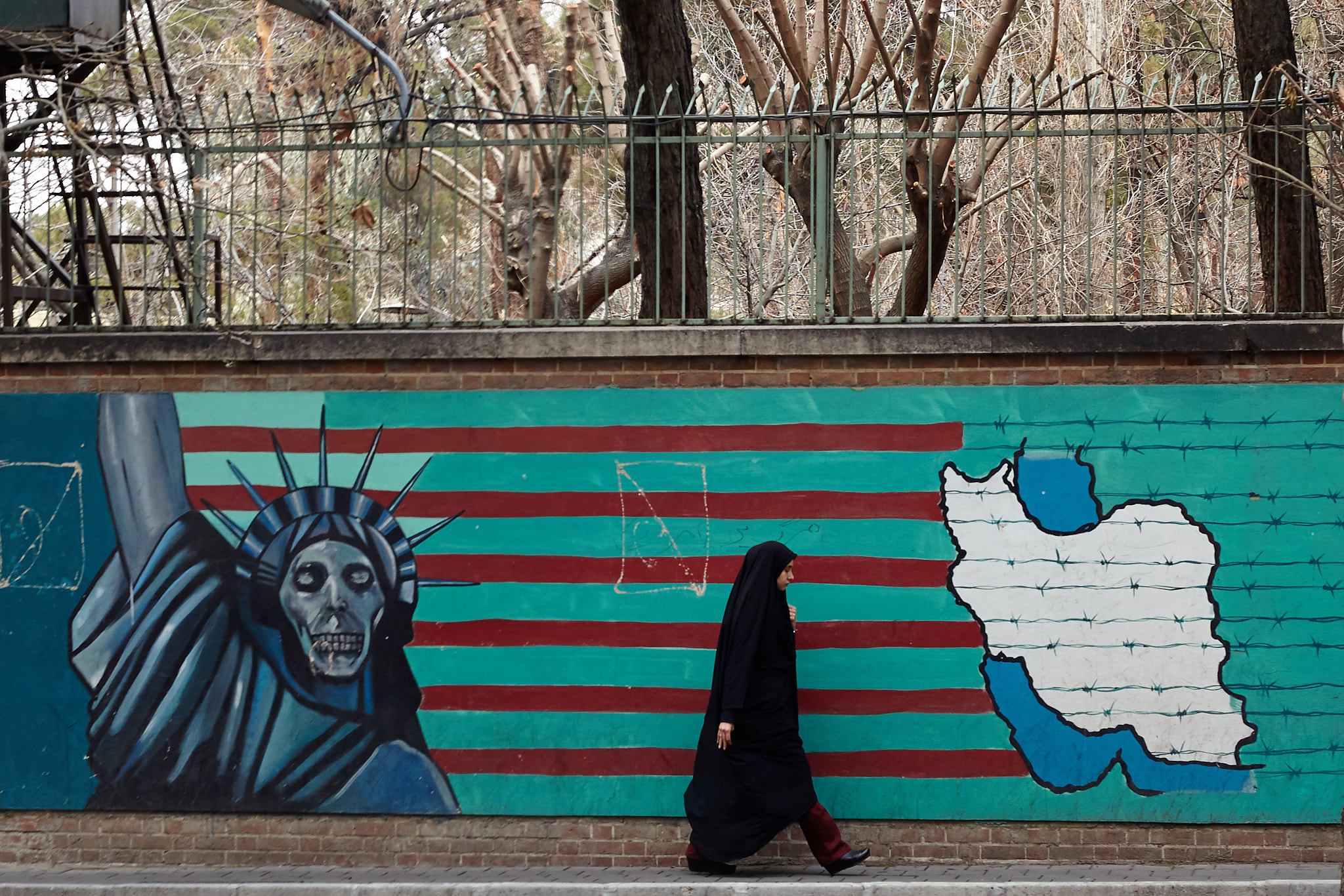 Canon EF 50mm F1.8 II sample photo. American embassy teheran photography