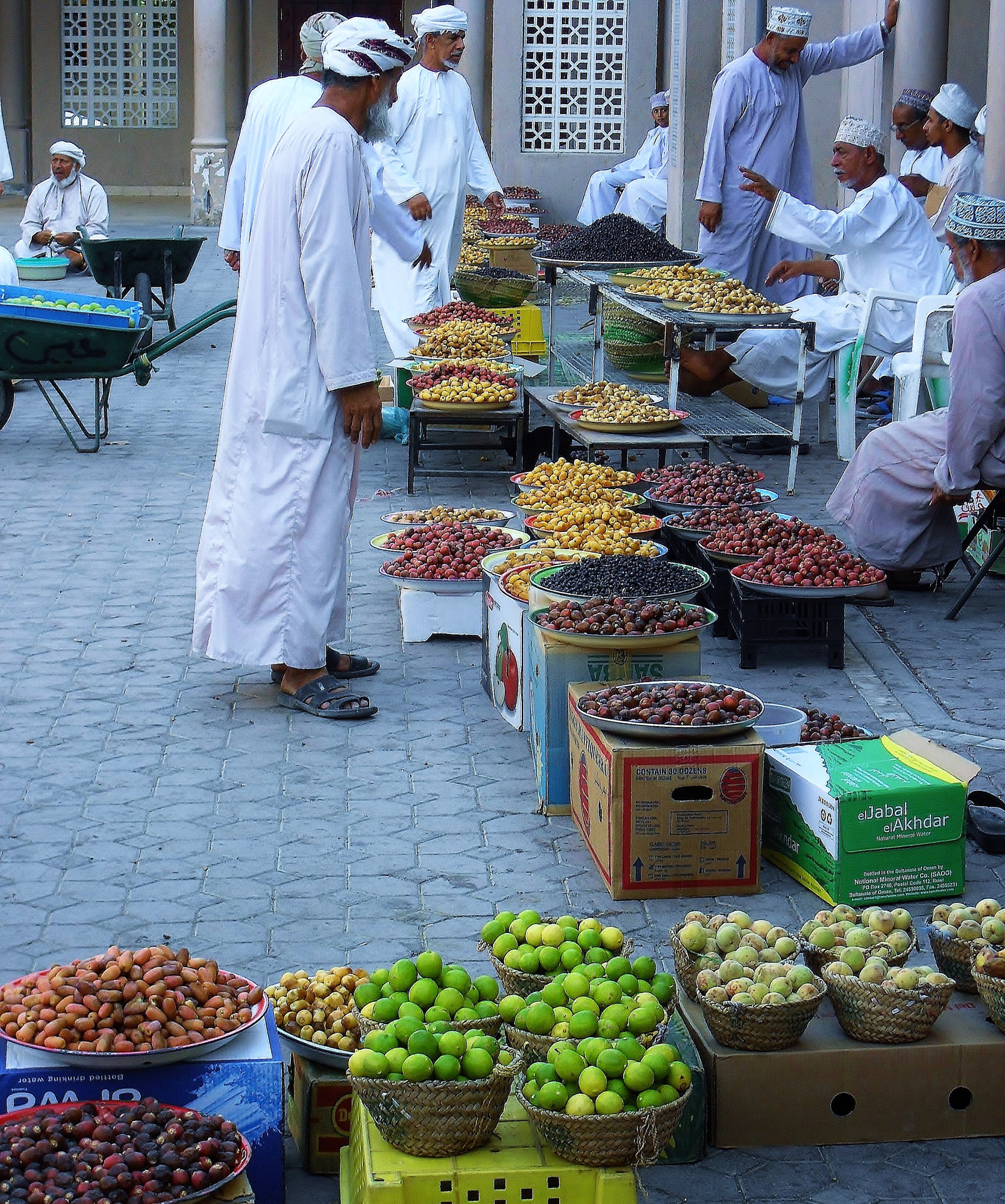 Samsung ES55,ES57 / VLUU ES55 /  SL102 sample photo. Nizwa date market, oman photography
