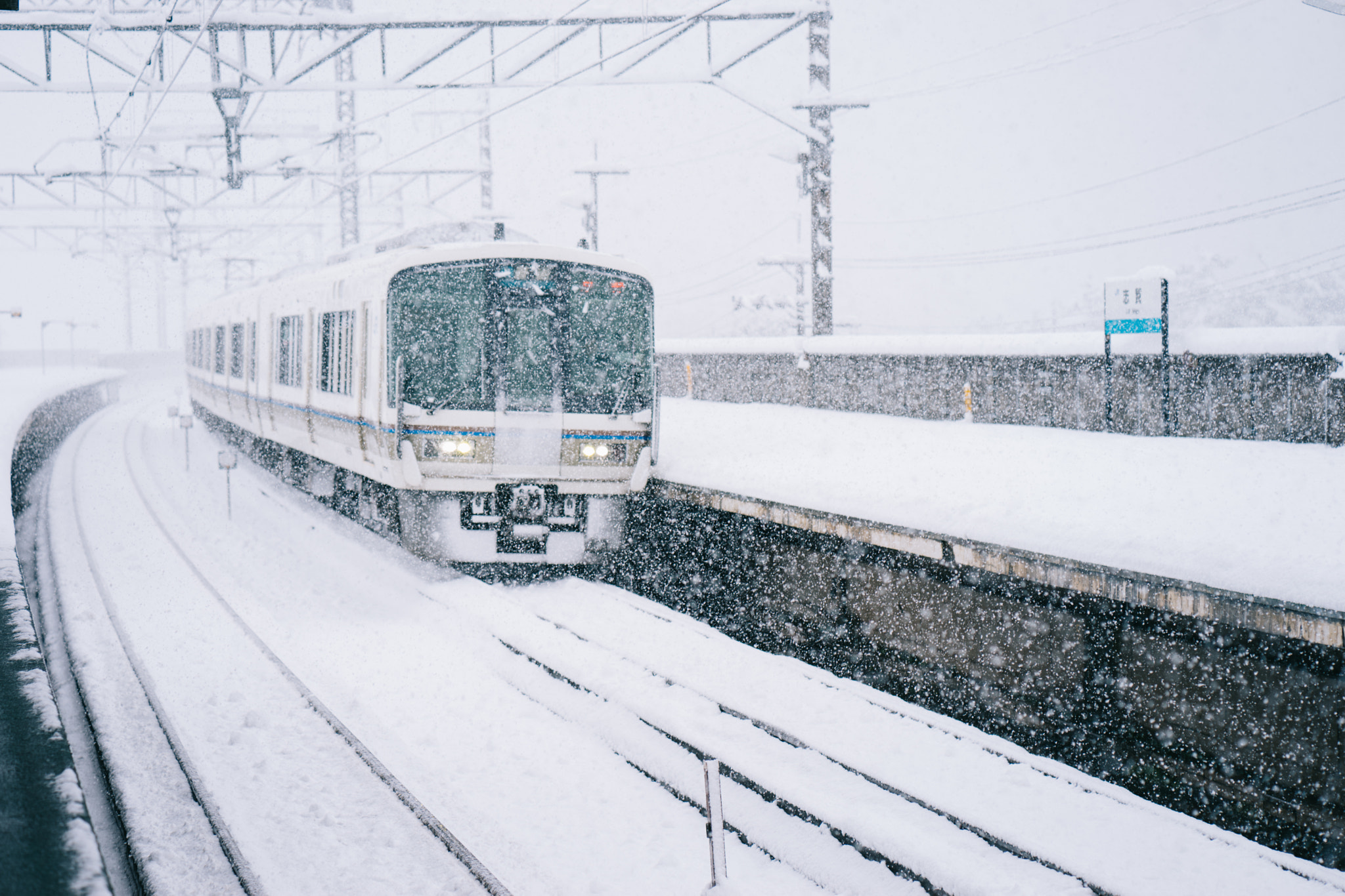 Sony a7 + ZEISS Batis 85mm F1.8 sample photo. Osaka photography