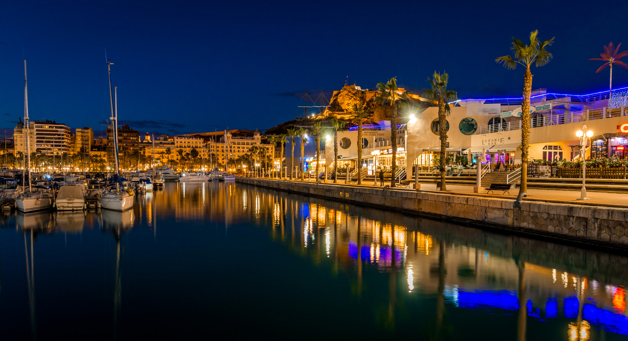 Nikon D500 sample photo. Blue hour at alicante marina photography