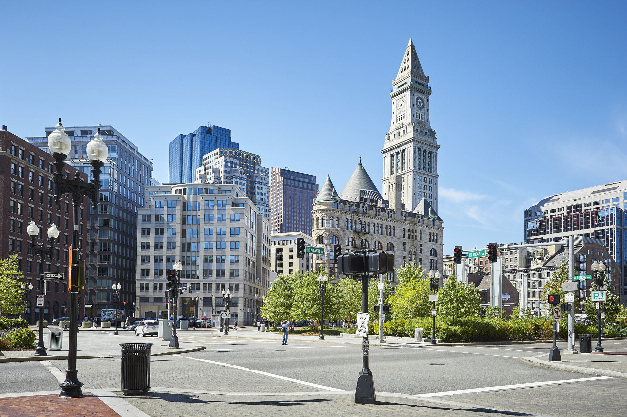 Nikon AF-S Nikkor 14-24mm F2.8G ED sample photo. Boston, financial district photography