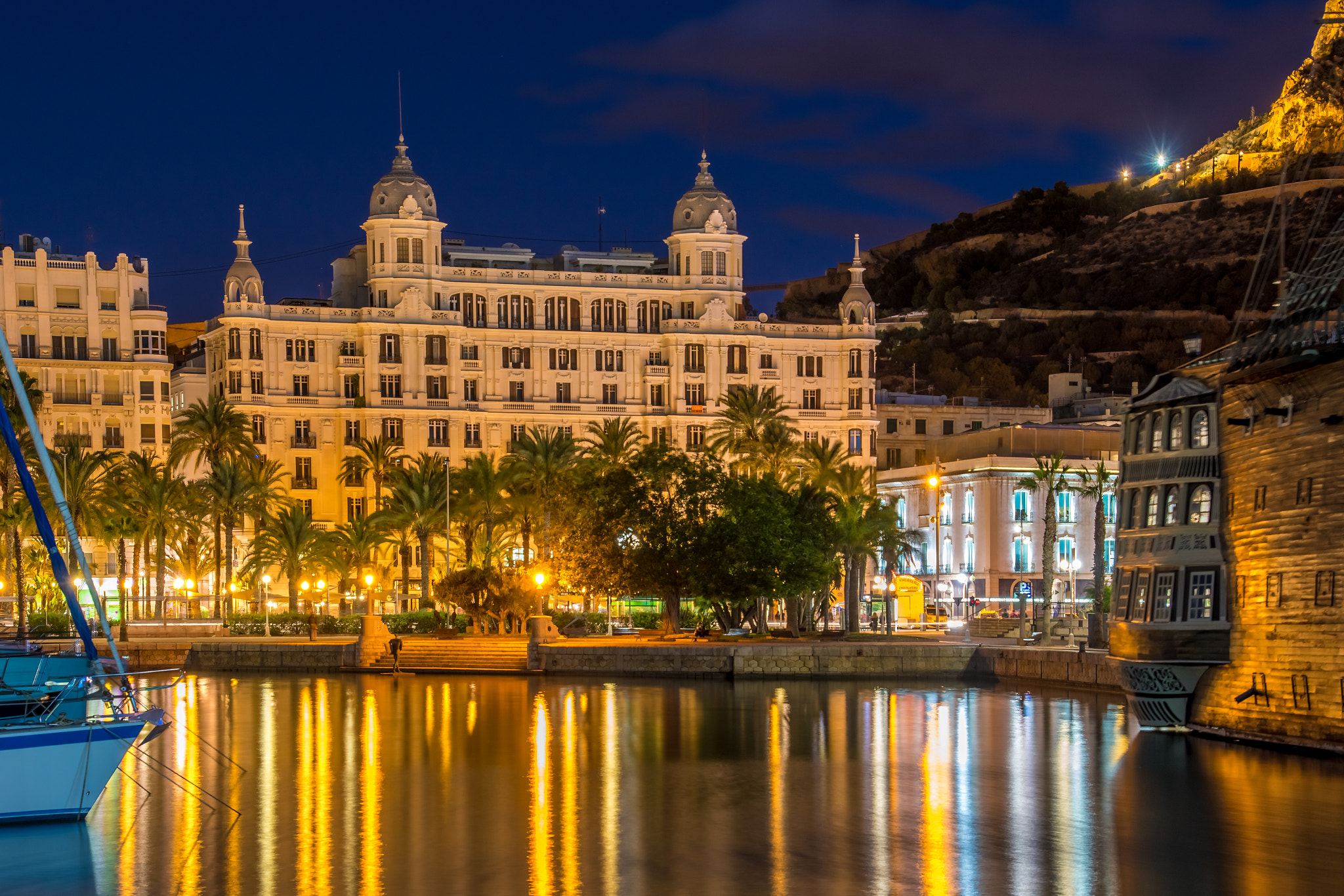 Nikon D500 sample photo. Alicante marina photography