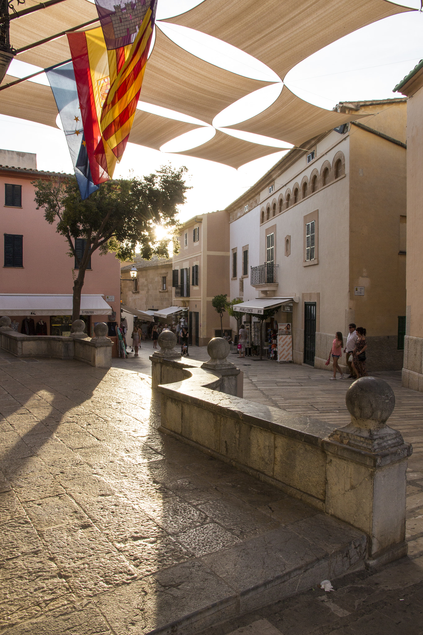 Canon EOS 650D (EOS Rebel T4i / EOS Kiss X6i) sample photo. Old town alcudia photography