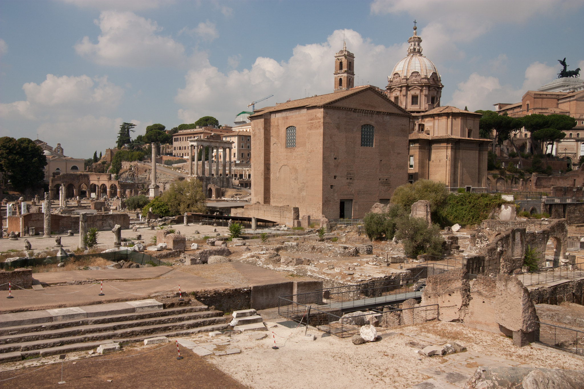 Canon EOS 450D (EOS Rebel XSi / EOS Kiss X2) sample photo. The roman forum, rome, italy. photography