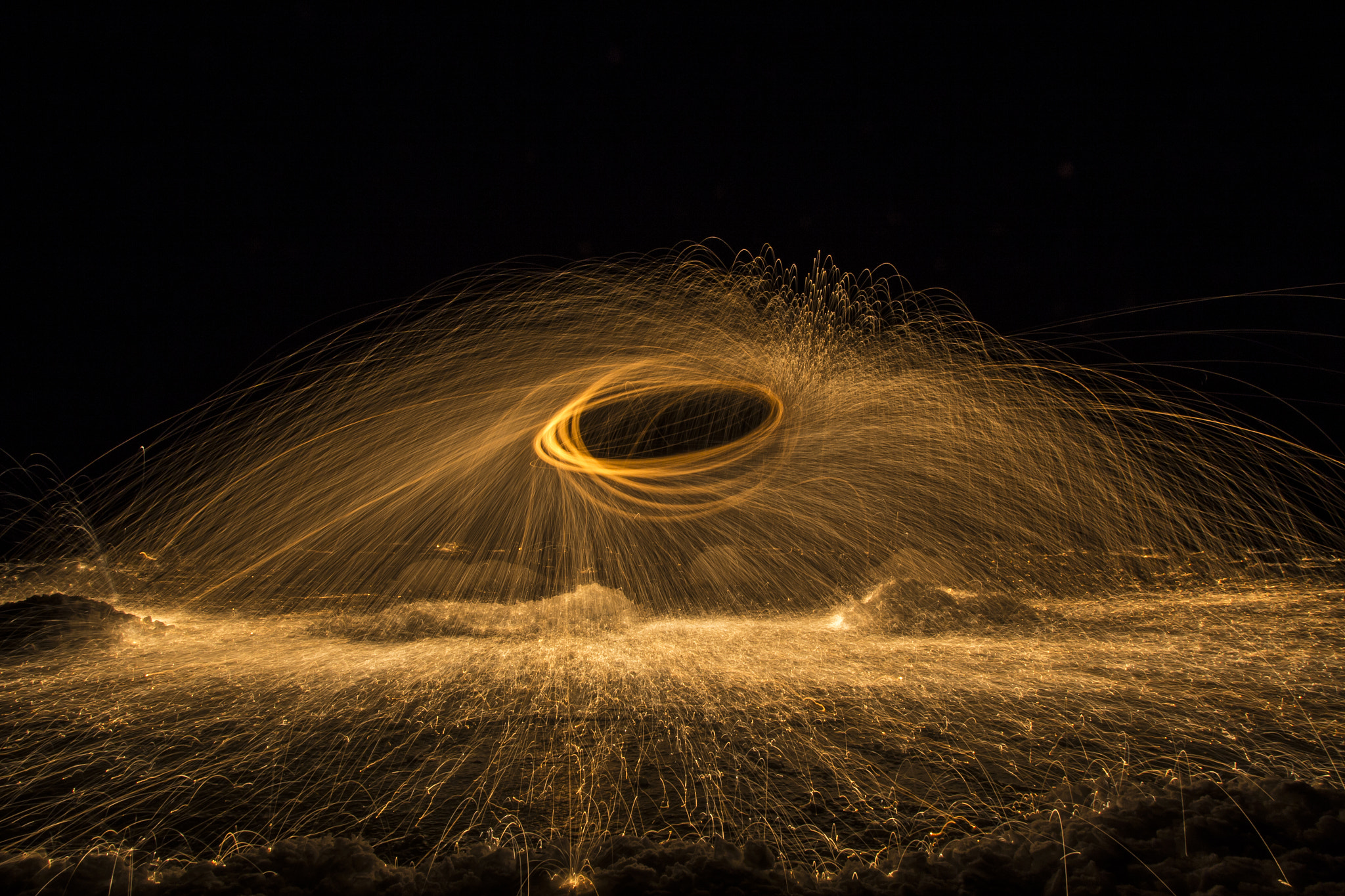 Canon EF-S 10-22mm F3.5-4.5 USM sample photo. Sea of sparks photography