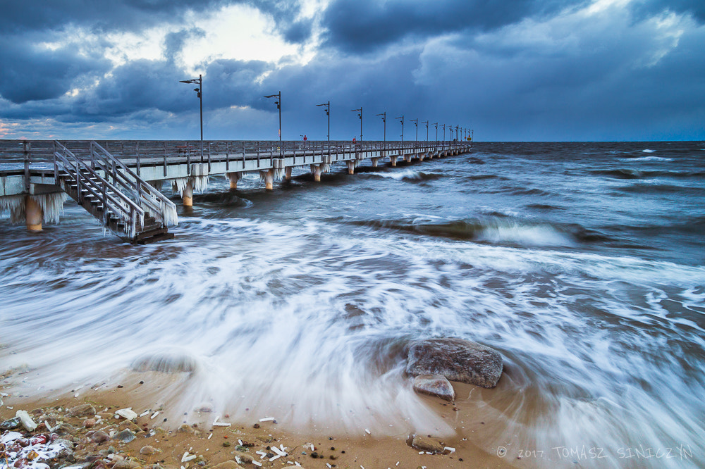 Samsung NX 12-24mm F4-5.6 ED sample photo. Storm photography