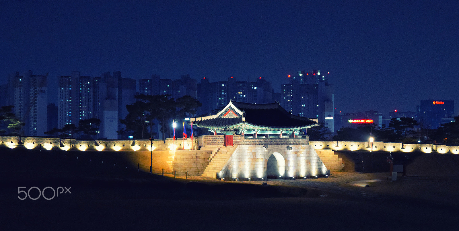 Sigma 17-50mm F2.8 EX DC OS HSM sample photo. Hwaseong fortress photography