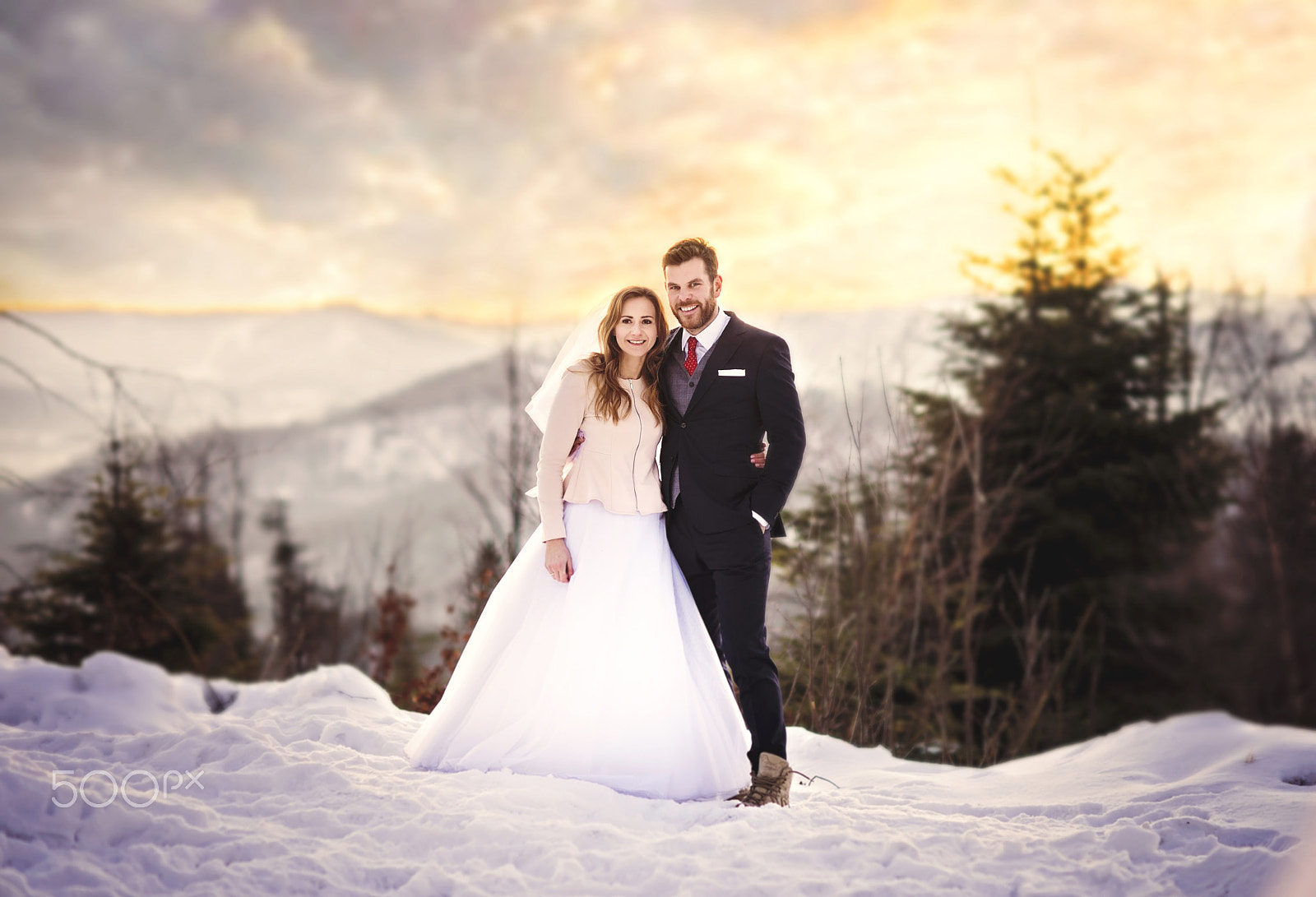 Sony Planar T* 85mm F1.4 ZA sample photo. Mountain view photography