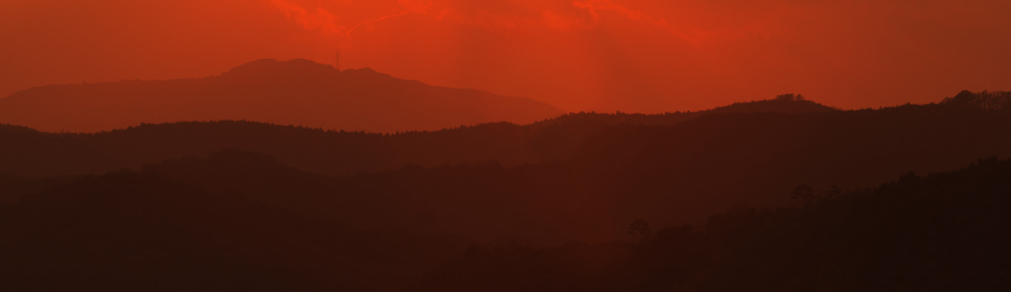 Canon EF 70-200mm F2.8L USM sample photo. Mountain layer photography