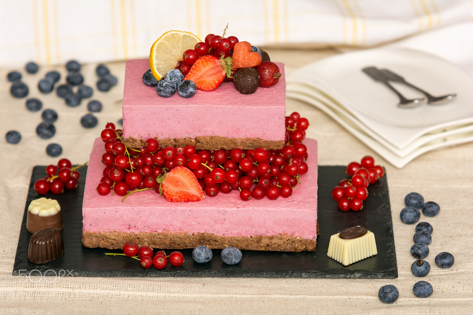 Sigma 70-200mm F2.8 EX DG Macro HSM II sample photo. Sweet cake photography