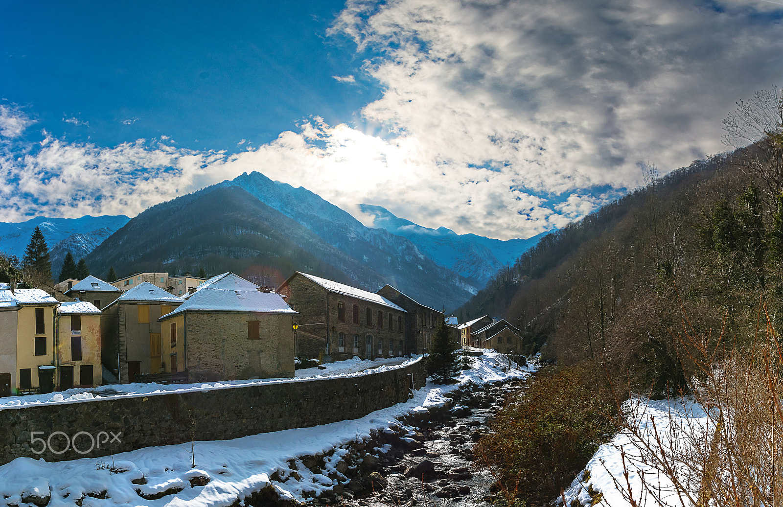 Sigma 17-50mm F2.8 EX DC OS HSM sample photo. French village photography