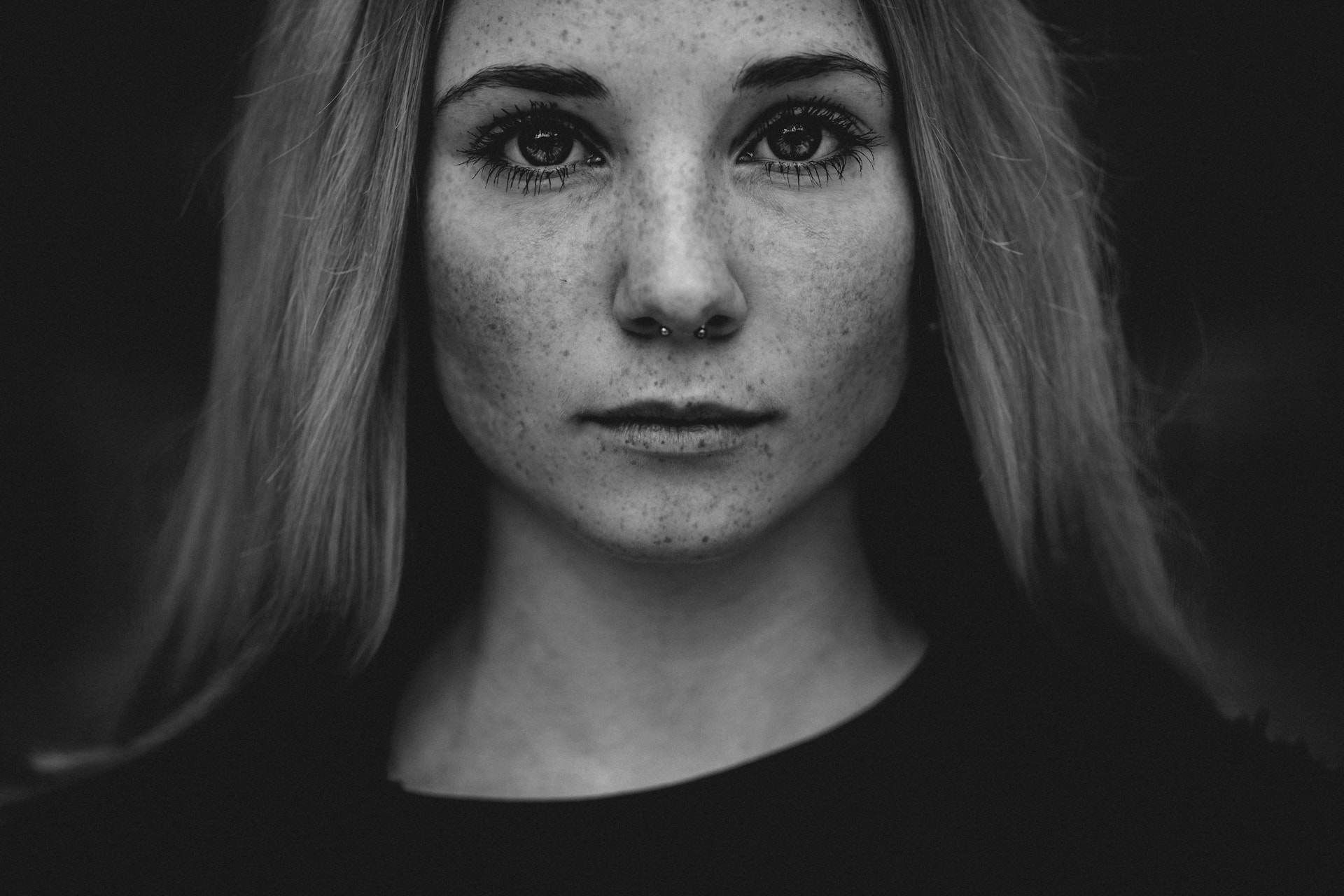 Fujifilm X-T2 + Fujifilm XF 90mm F2 R LM WR sample photo. Darkness photography