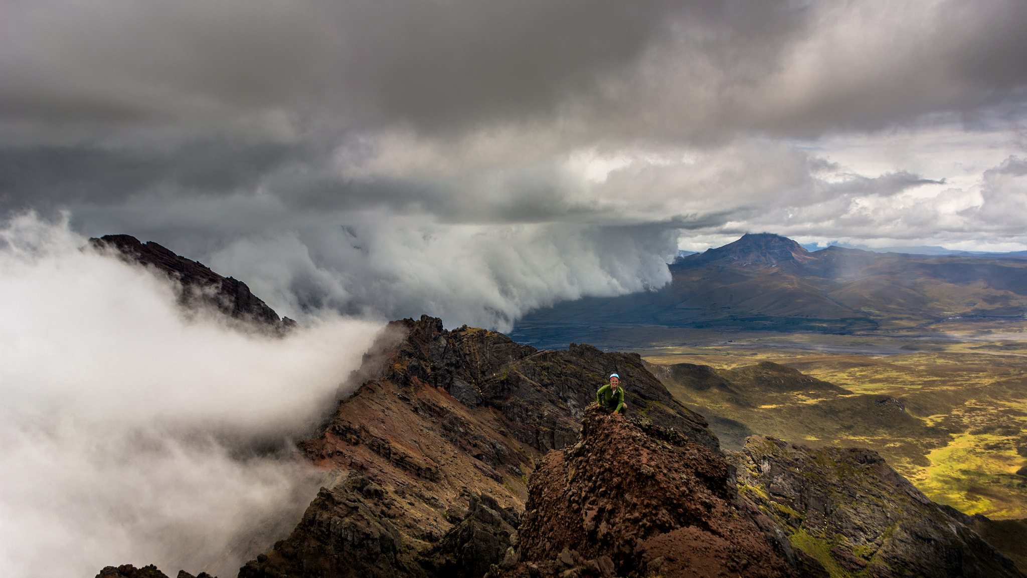 Nikon D7100 + Nikon PC-E Nikkor 24mm F3.5D ED Tilt-Shift sample photo. The storm is coming photography