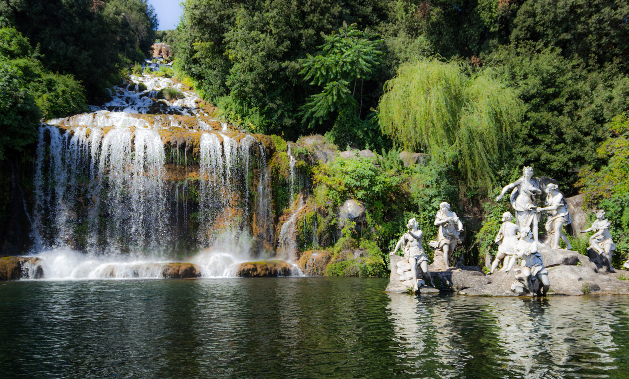 Sigma 17-70mm F2.8-4 DC Macro OS HSM sample photo. Cascata di diana photography