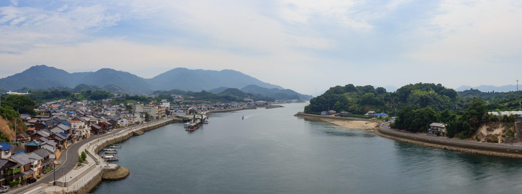Canon EF 16-35mm F2.8L II USM sample photo. Sur le pont photography