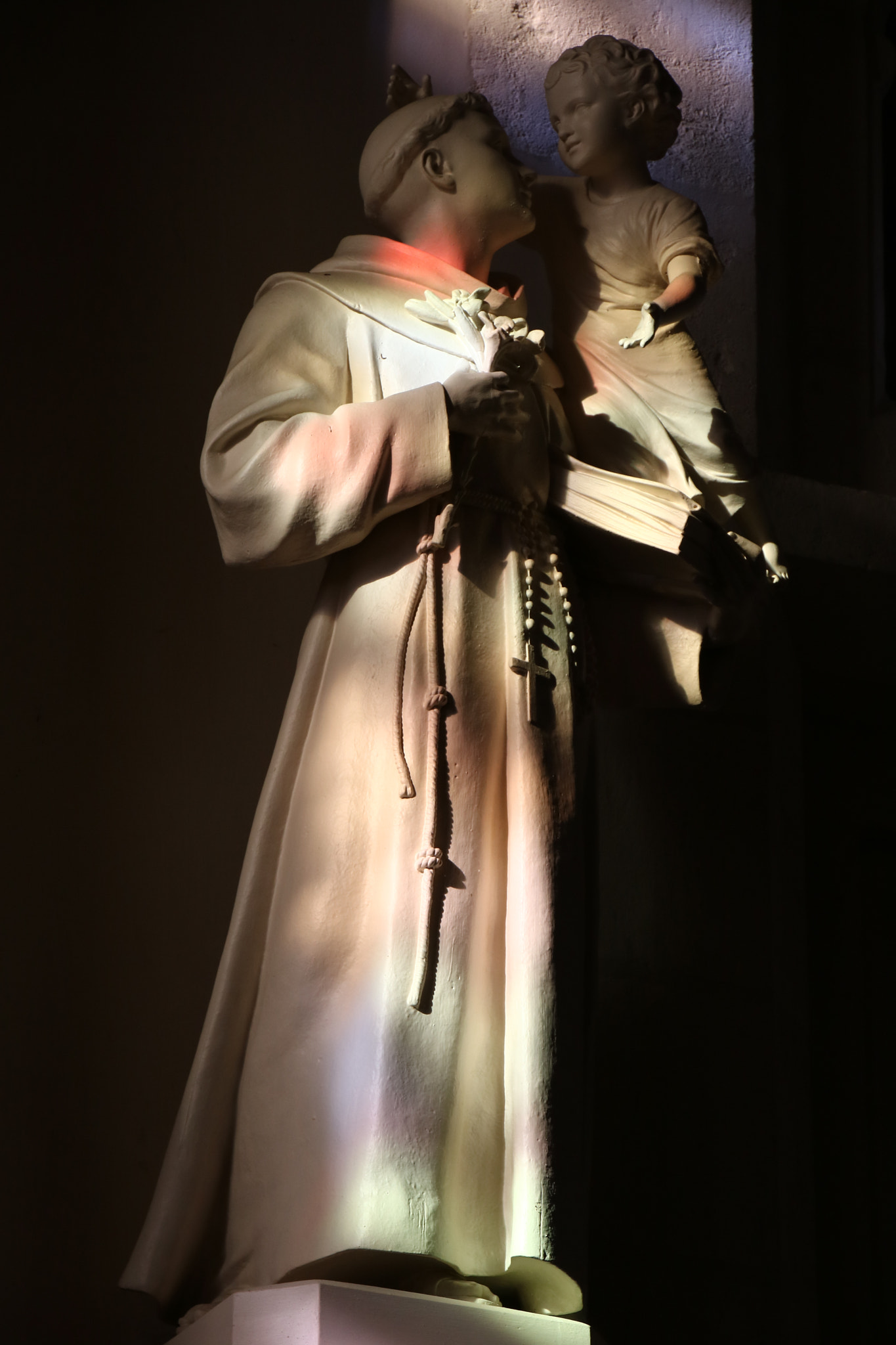 Canon EOS 760D (EOS Rebel T6s / EOS 8000D) sample photo. Saint michel and christ photography