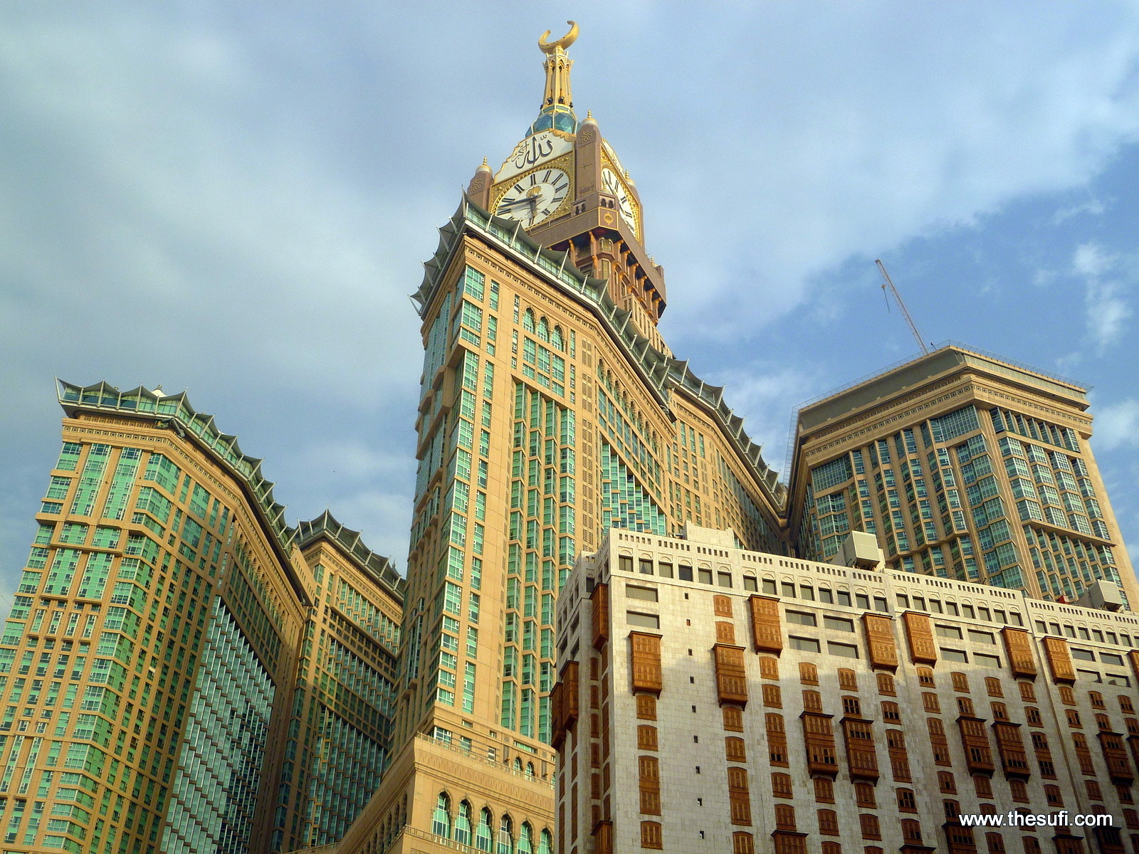 Panasonic DMC-FH20 sample photo. Makkah clock tower photography
