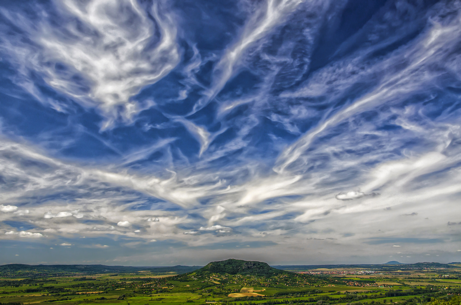 Sigma 17-70mm F2.8-4 DC Macro OS HSM sample photo. Magical sky photography