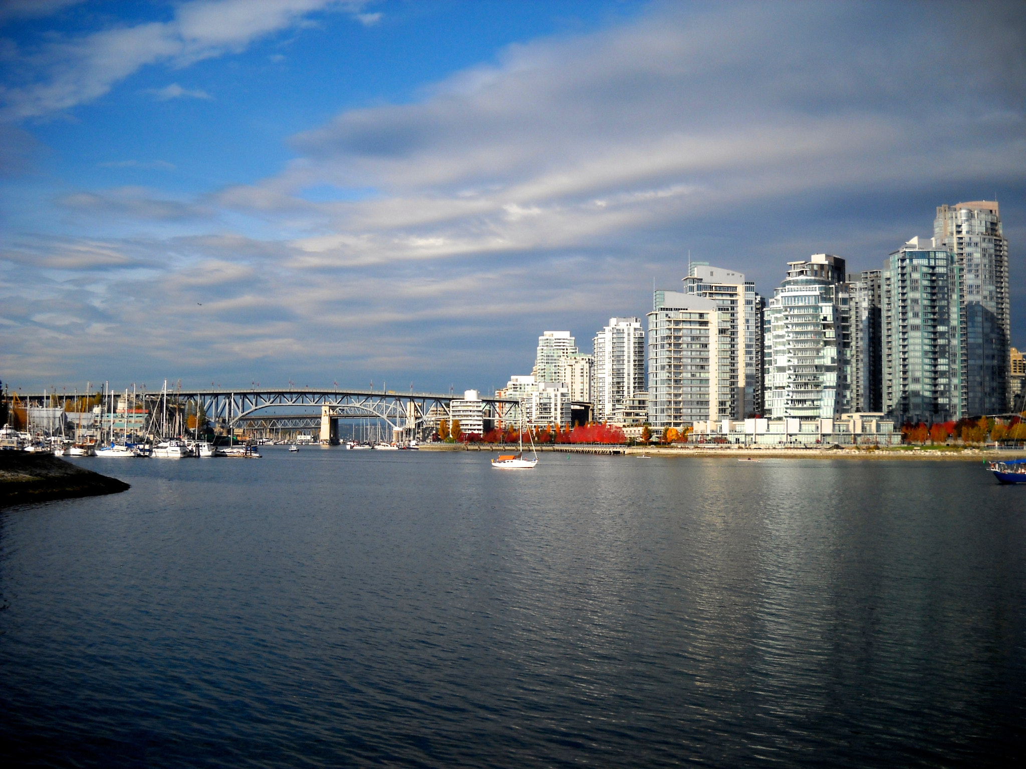 Nikon Coolpix L20 sample photo. Vancouver skyline photography