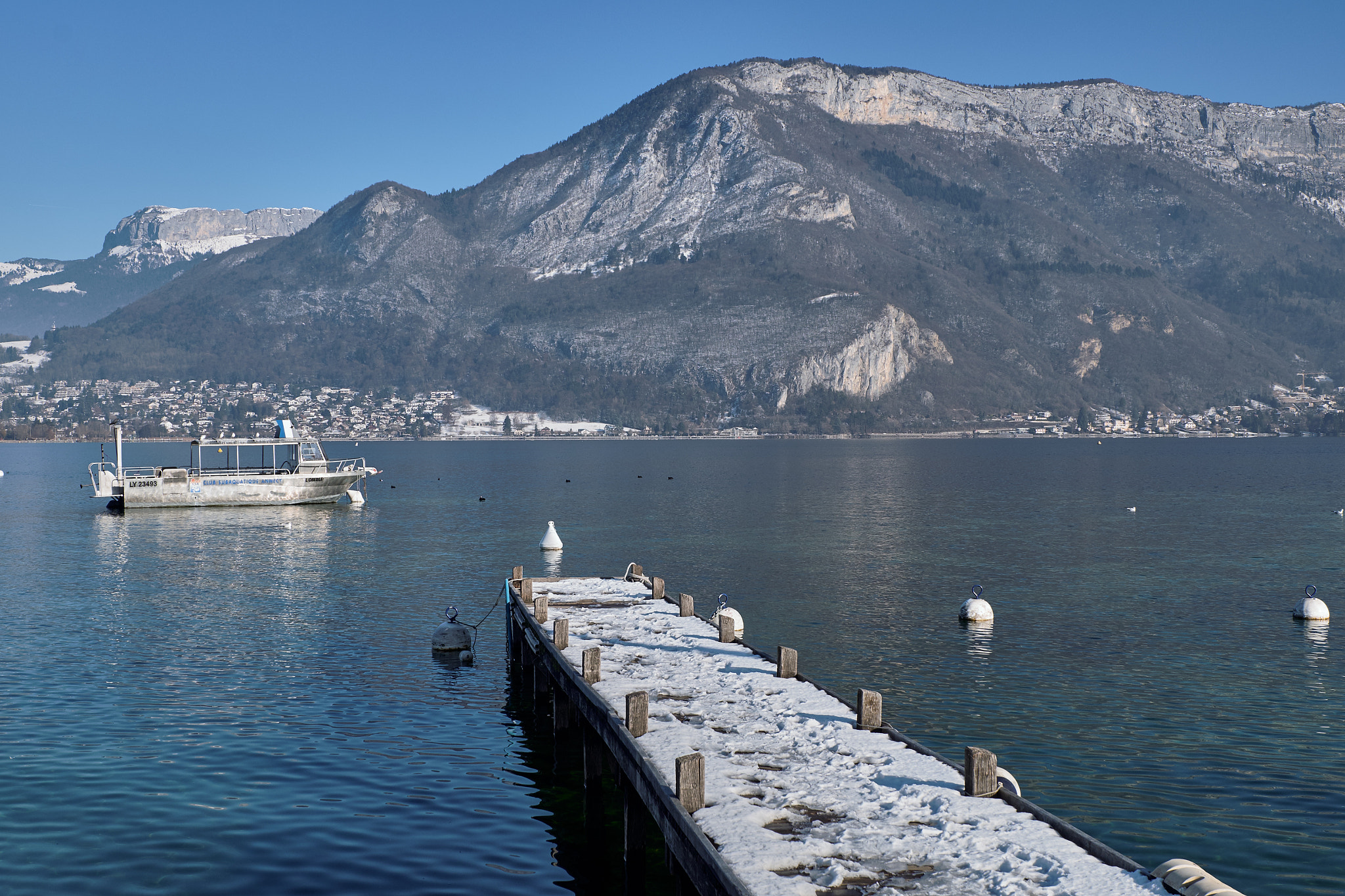 Fujifilm XC 16-50mm F3.5-5.6 OIS sample photo. Annecy lake photography