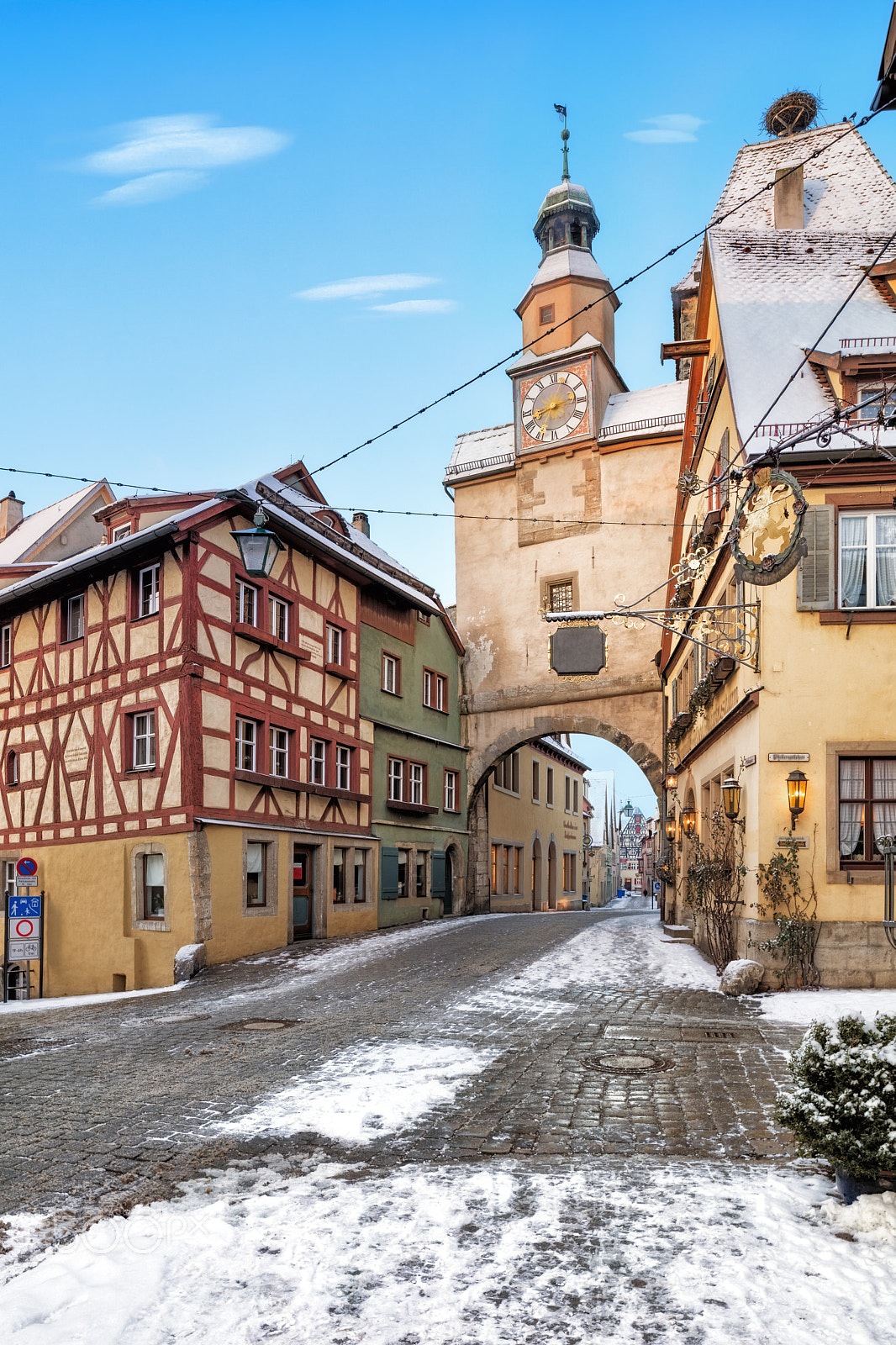 Canon TS-E 24.0mm f/3.5 L II sample photo. Medieval old rothenburg ob der tauber photography
