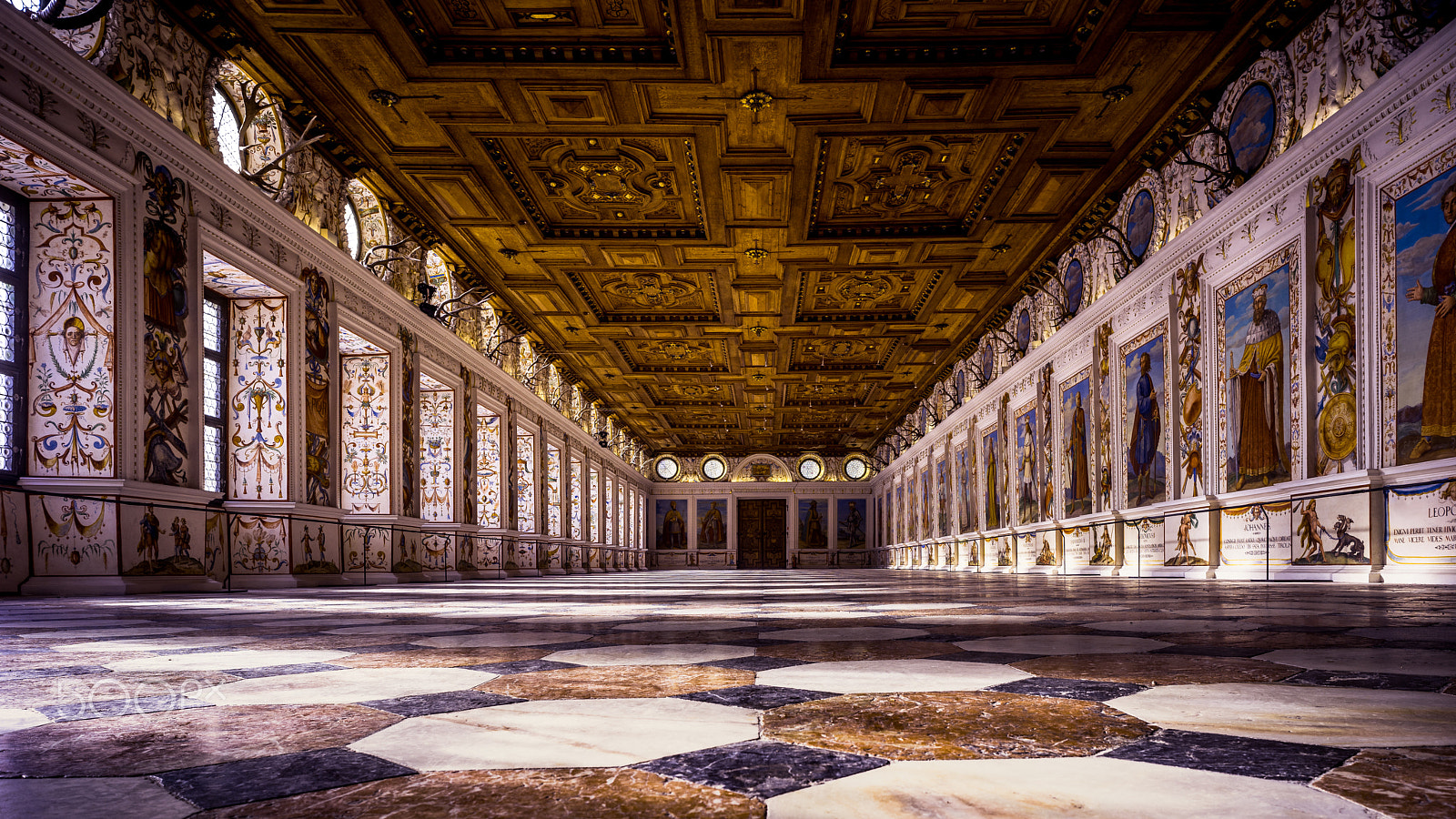 Sony a7R + E 21mm F2.8 sample photo. Spanischer saal schloss ambras photography