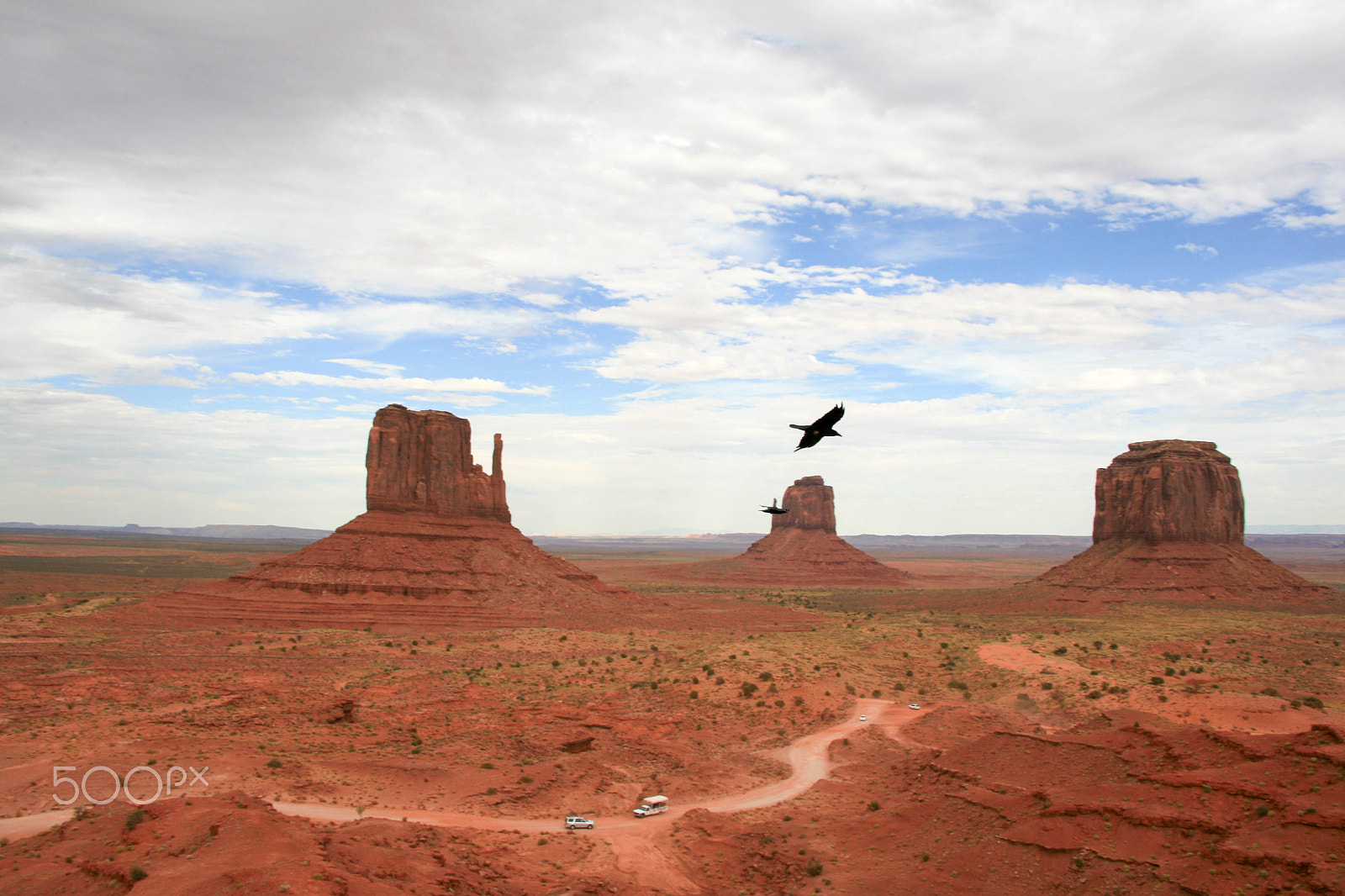 Canon EOS 400D (EOS Digital Rebel XTi / EOS Kiss Digital X) sample photo. Monument valley utah us photography