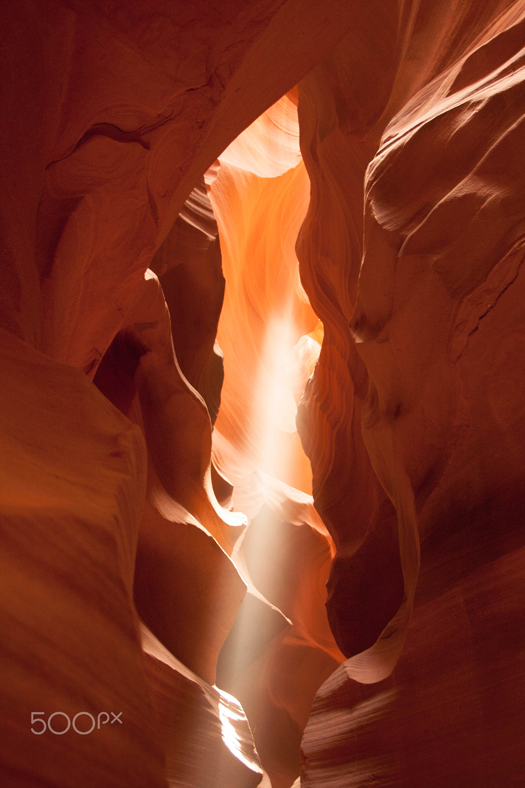 Canon EOS 400D (EOS Digital Rebel XTi / EOS Kiss Digital X) + Sigma 18-50mm f/3.5-5.6 DC sample photo. Antelope canyon. arizona. us photography