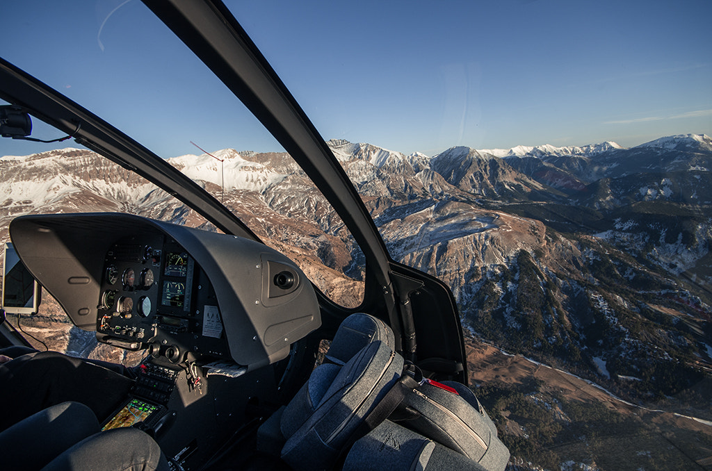 Sigma AF 10-20mm F4-5.6 EX DC sample photo. Up in the air photography