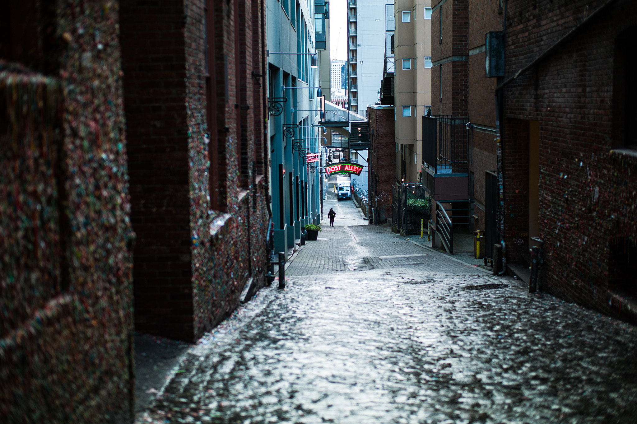 Leica M9 + Leica Summilux-M 50mm F1.4 ASPH sample photo. The seattle downtown photography