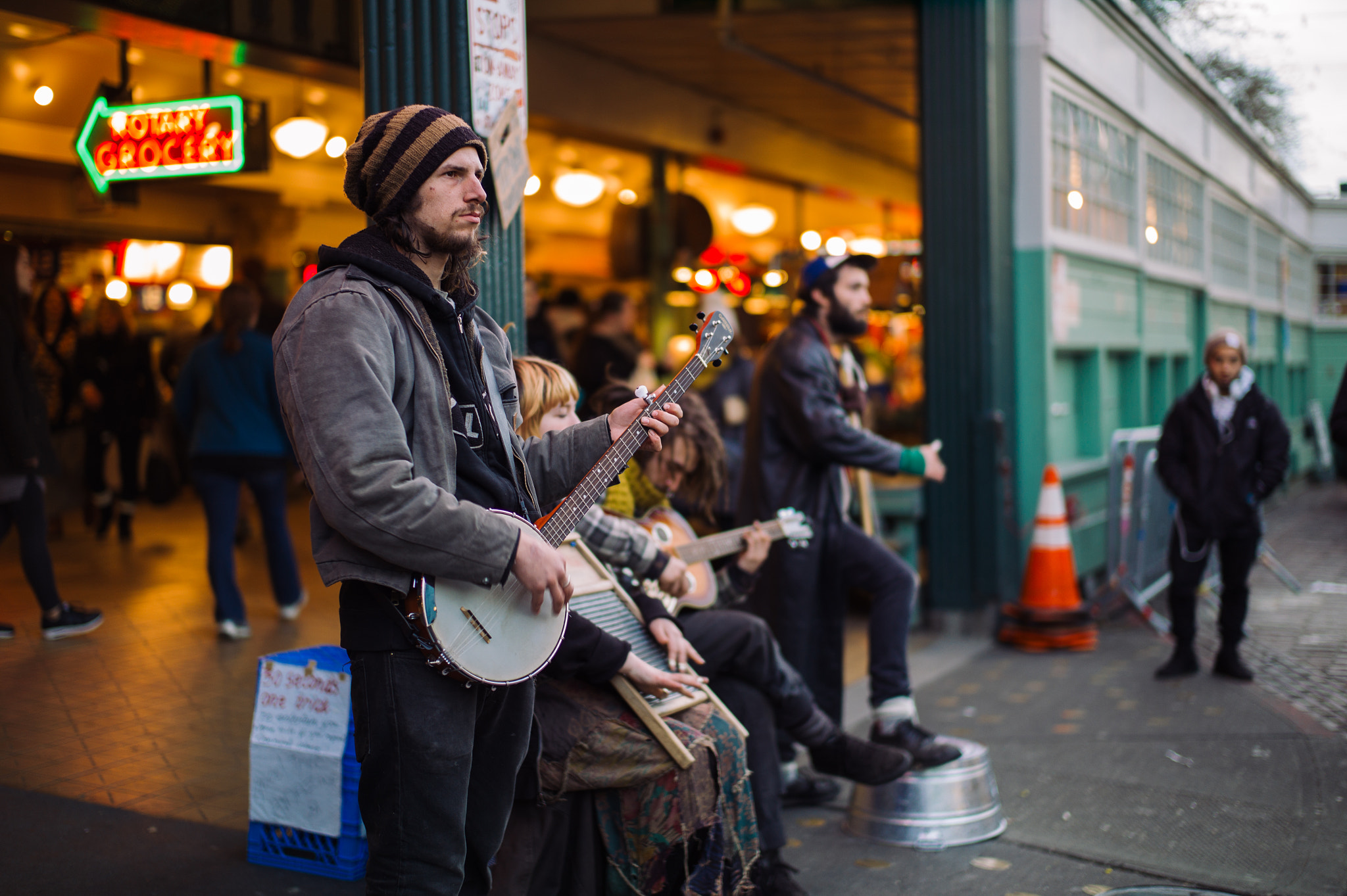 Leica M9 + Leica Summilux-M 50mm F1.4 ASPH sample photo. The seattle downtown photography