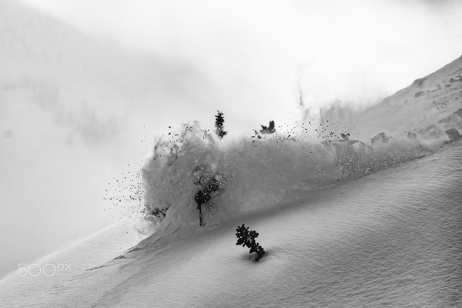 Canon EF 70-200mm F4L USM sample photo. Cloud runner photography