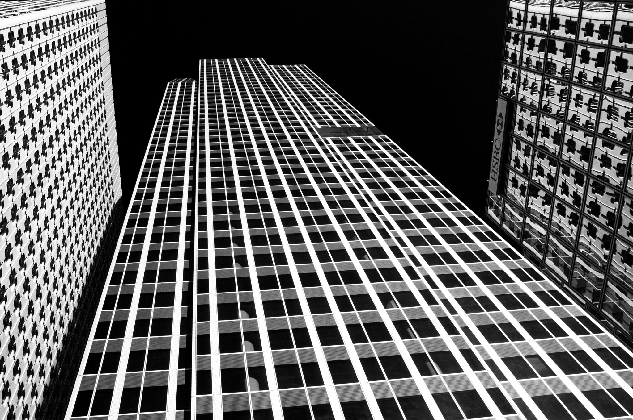 Pentax K20D sample photo. La défense... photography