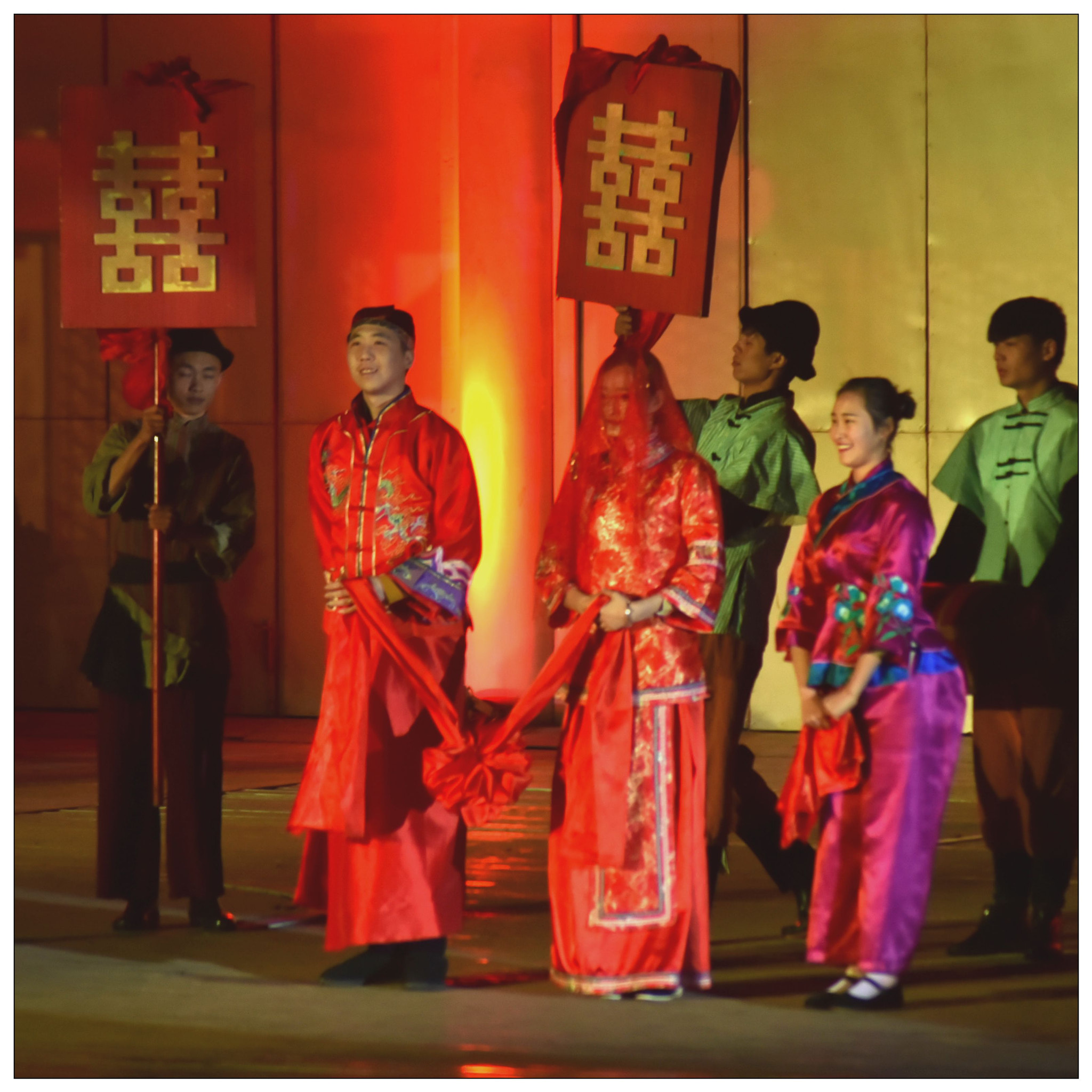 Nikon AF Nikkor 70-300mm F4-5.6G sample photo. Chinese wedding (performance) photography