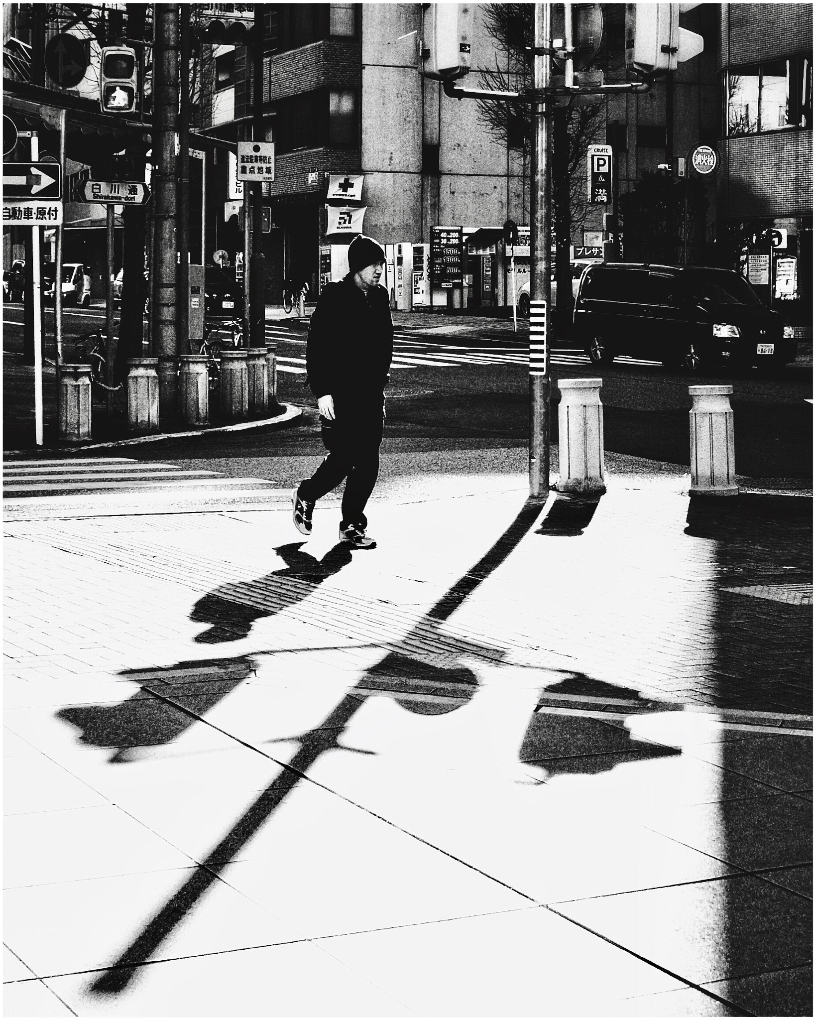 Canon EOS 500D (EOS Rebel T1i / EOS Kiss X3) sample photo. Life's but a walking shadow. photography