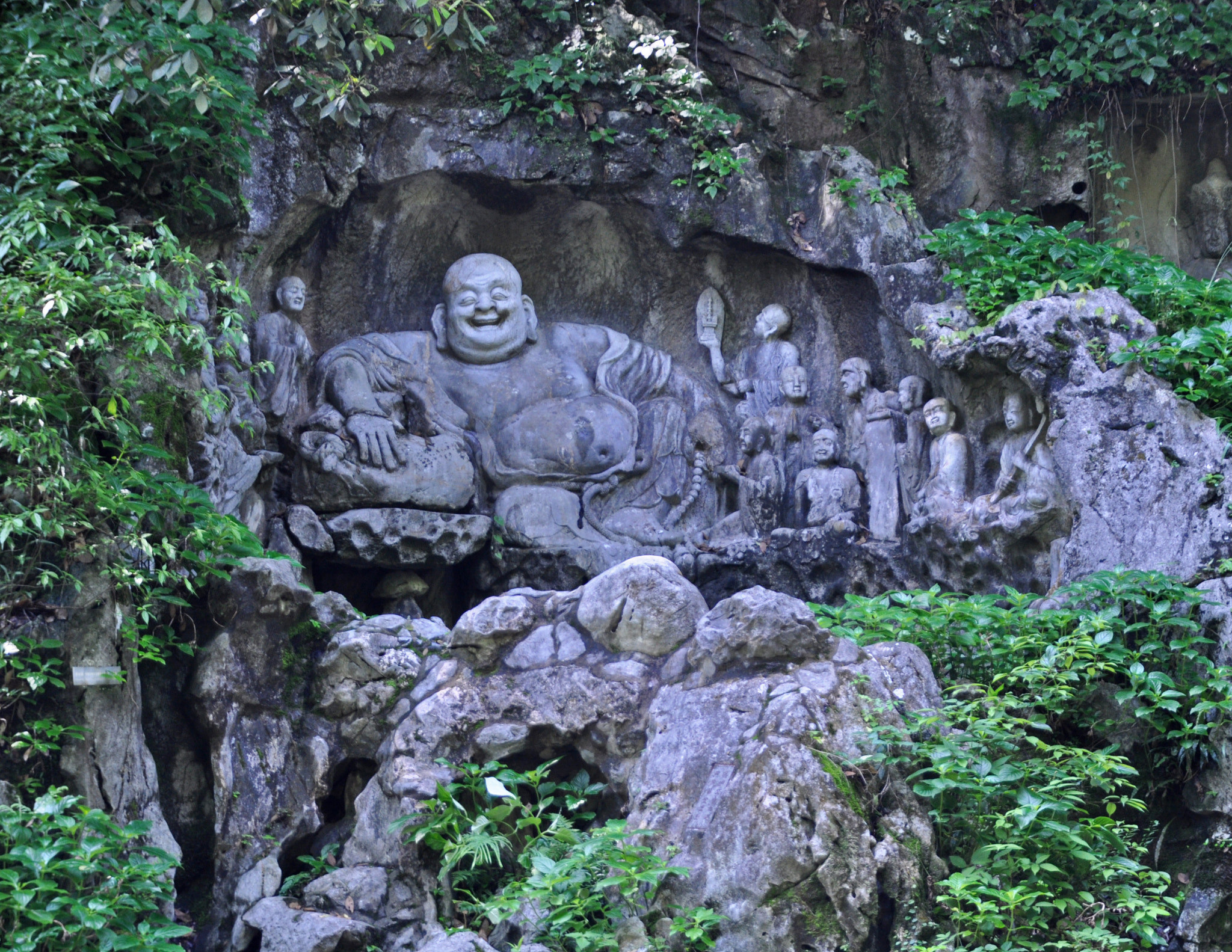Nikon D90 + Sigma 18-200mm F3.5-6.3 DC OS HSM sample photo. Buddha carvings lingyin temple photography