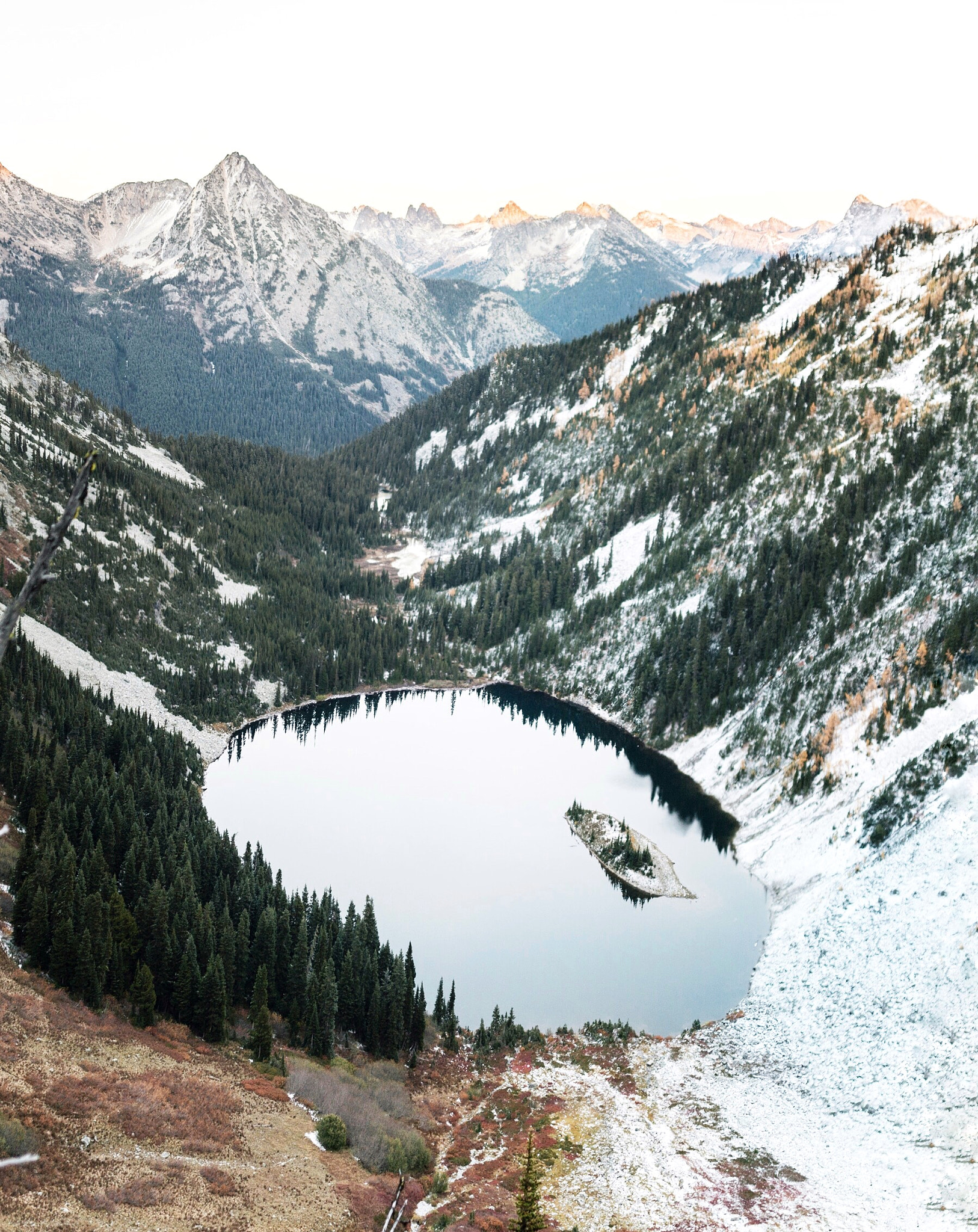 Sigma 35mm F1.4 DG HSM Art sample photo. Maple pass. lake ann. maple pass. north cascades. washington photography