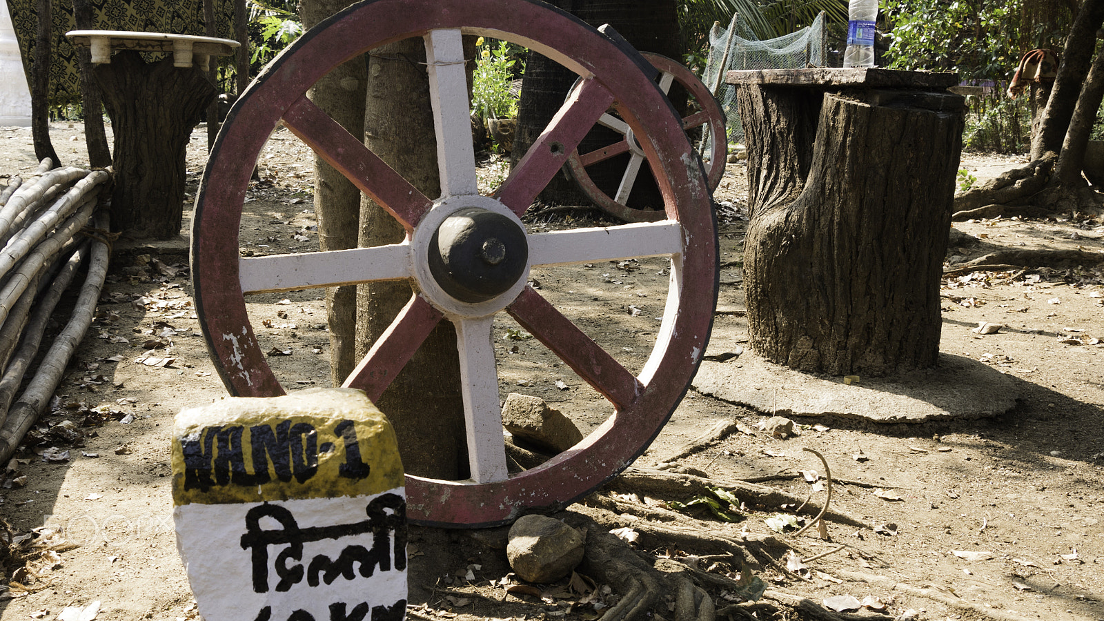 Panasonic Lumix DMC-GH4 + Panasonic Lumix G Vario 14-140mm F3.5-5.6 ASPH Power O.I.S sample photo. Rural wheels of india photography