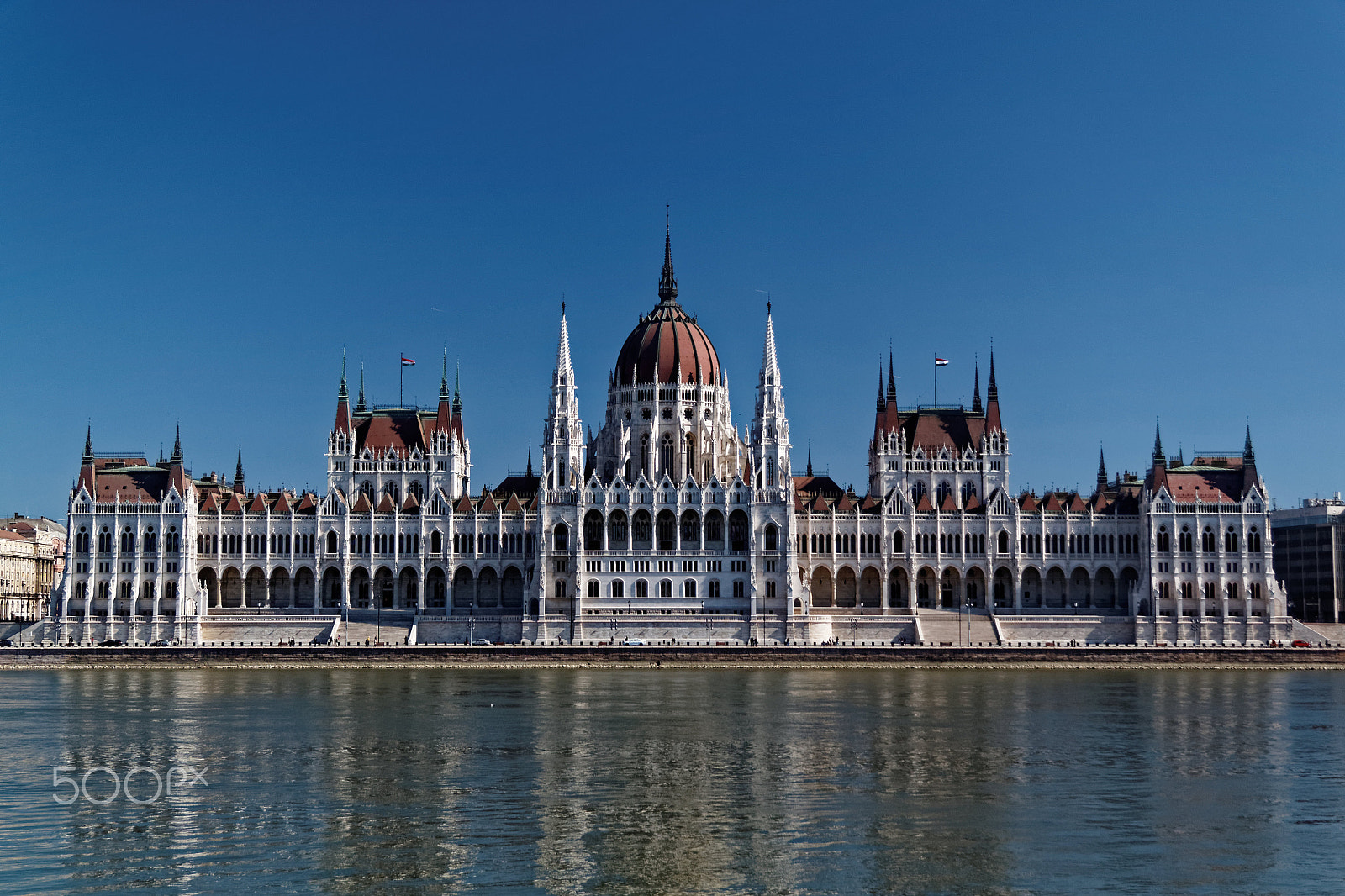 Canon EF-S 17-85mm F4-5.6 IS USM sample photo. Hungarian parlament photography