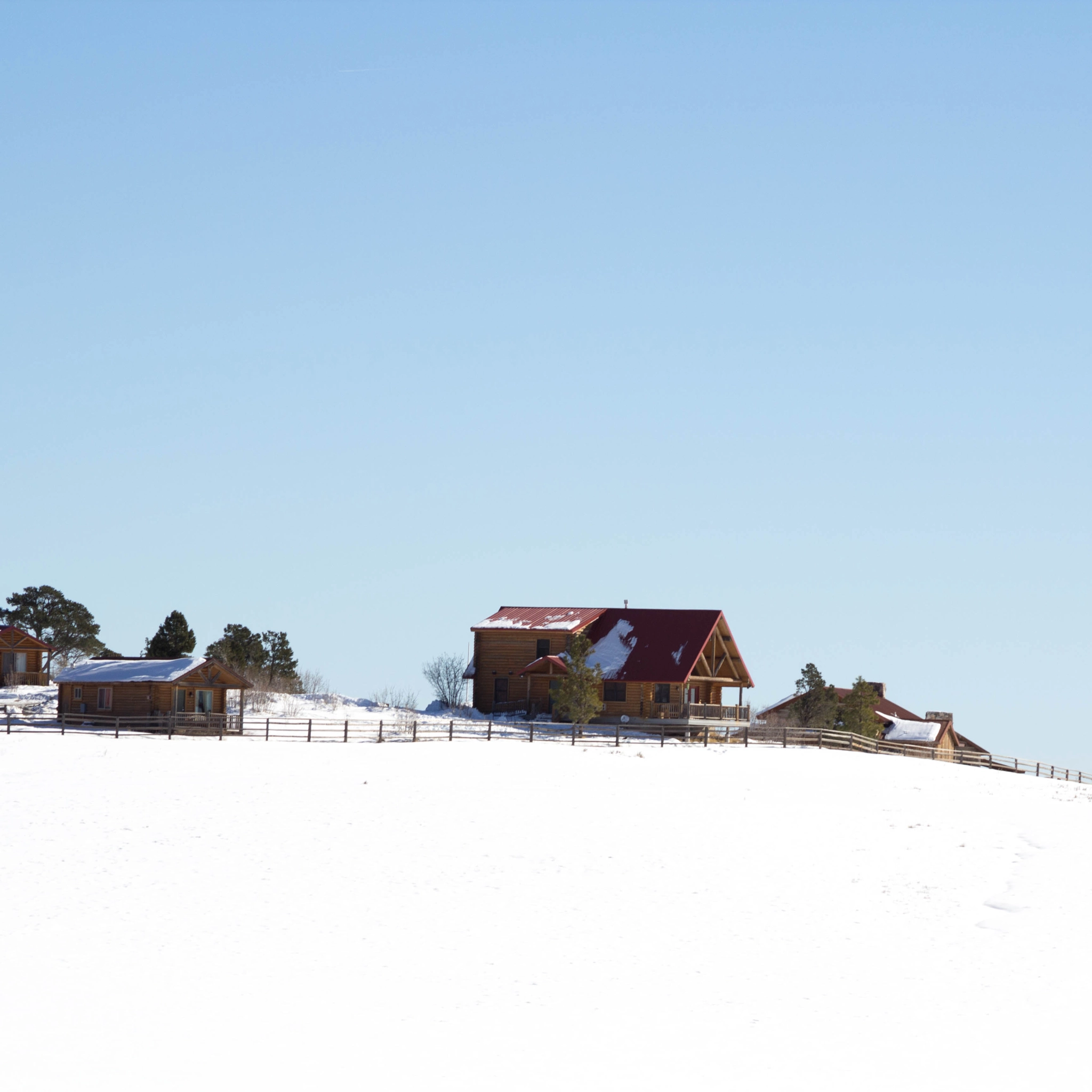 Canon EOS 600D (Rebel EOS T3i / EOS Kiss X5) sample photo. Snowfield photography