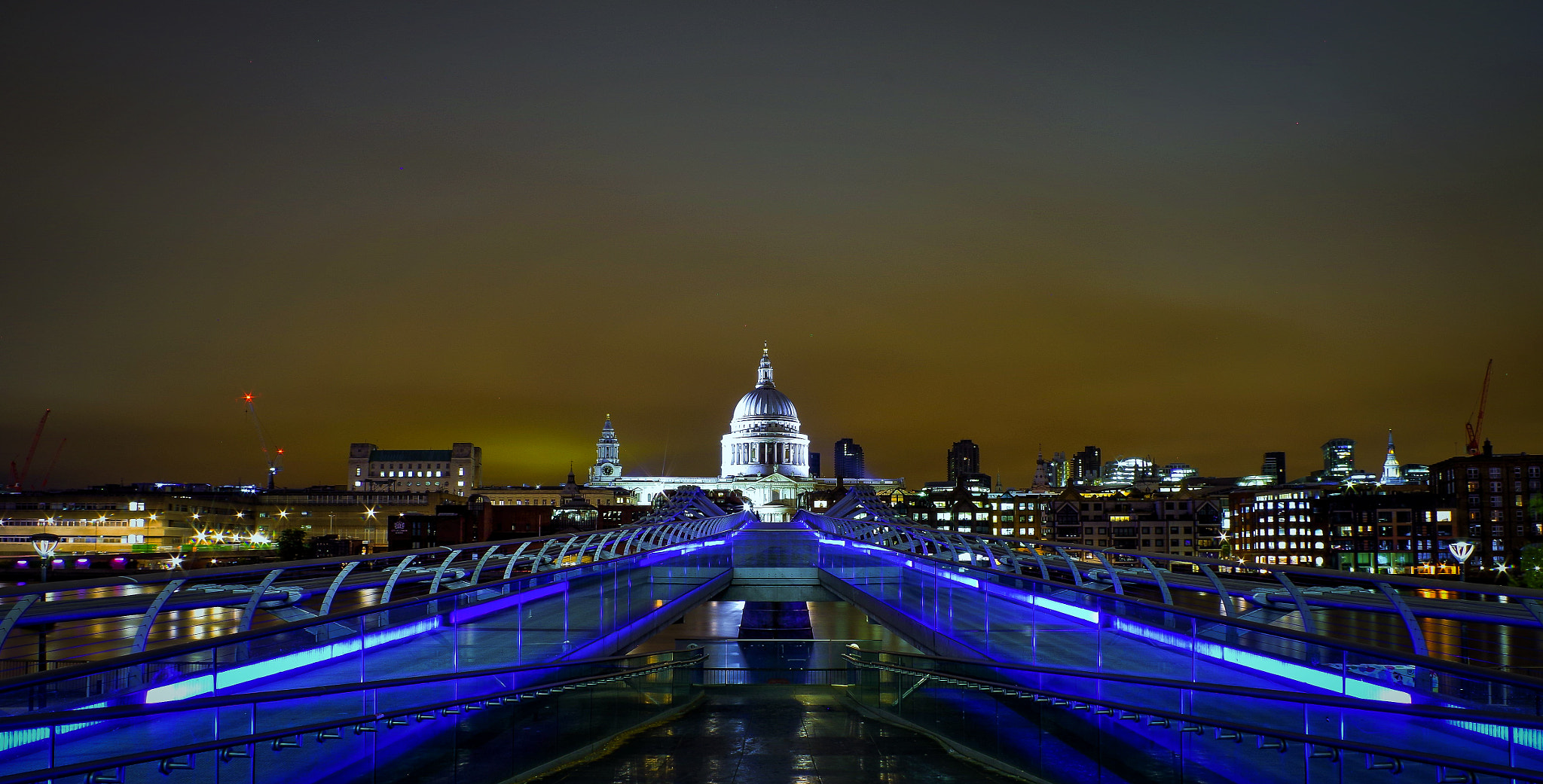 Pentax K-500 sample photo. Millennium bridge photography
