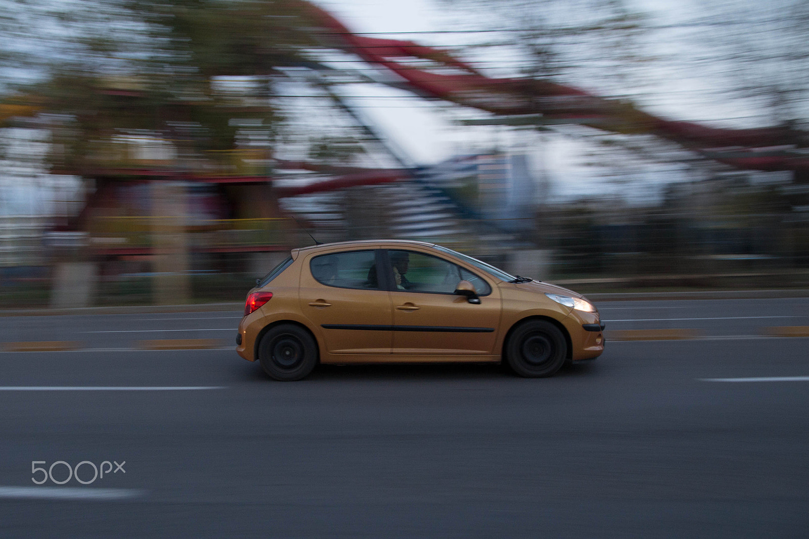 Sigma 17-70mm F2.8-4 DC Macro OS HSM sample photo. Panning photography