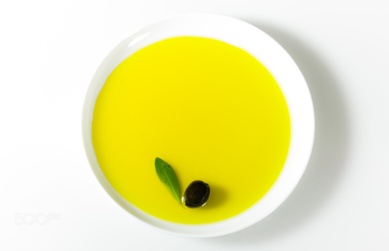 Canon EOS 60D + Canon EF 24-85mm F3.5-4.5 USM sample photo. Liquid gold (best known as extra virgin olive oil) photography