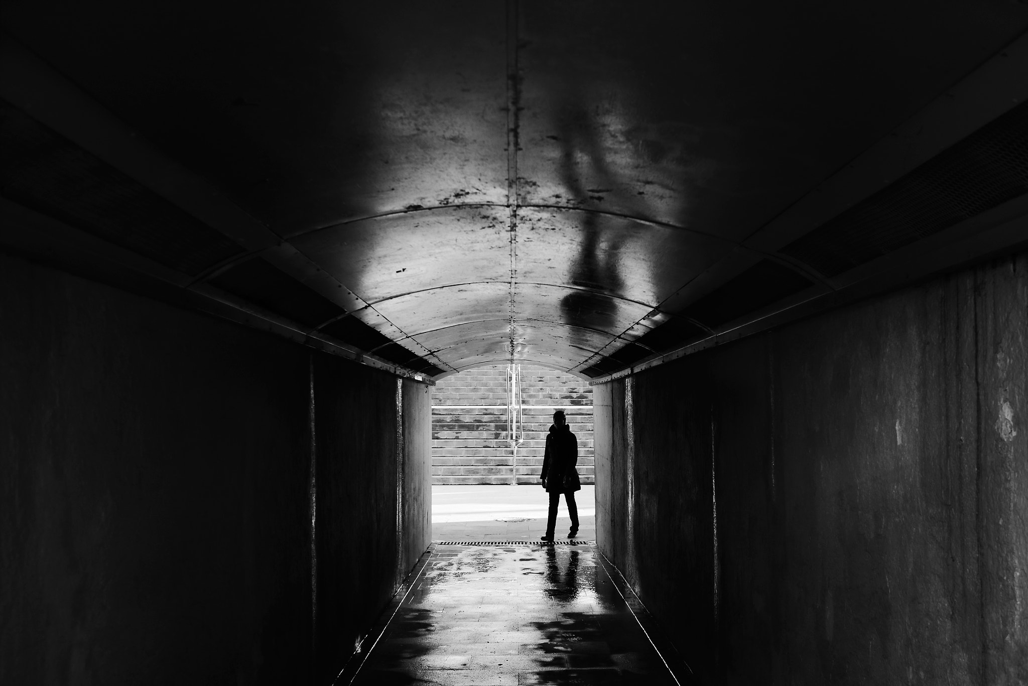 Canon EF-M 22mm F2 STM sample photo. Tunnel vision photography