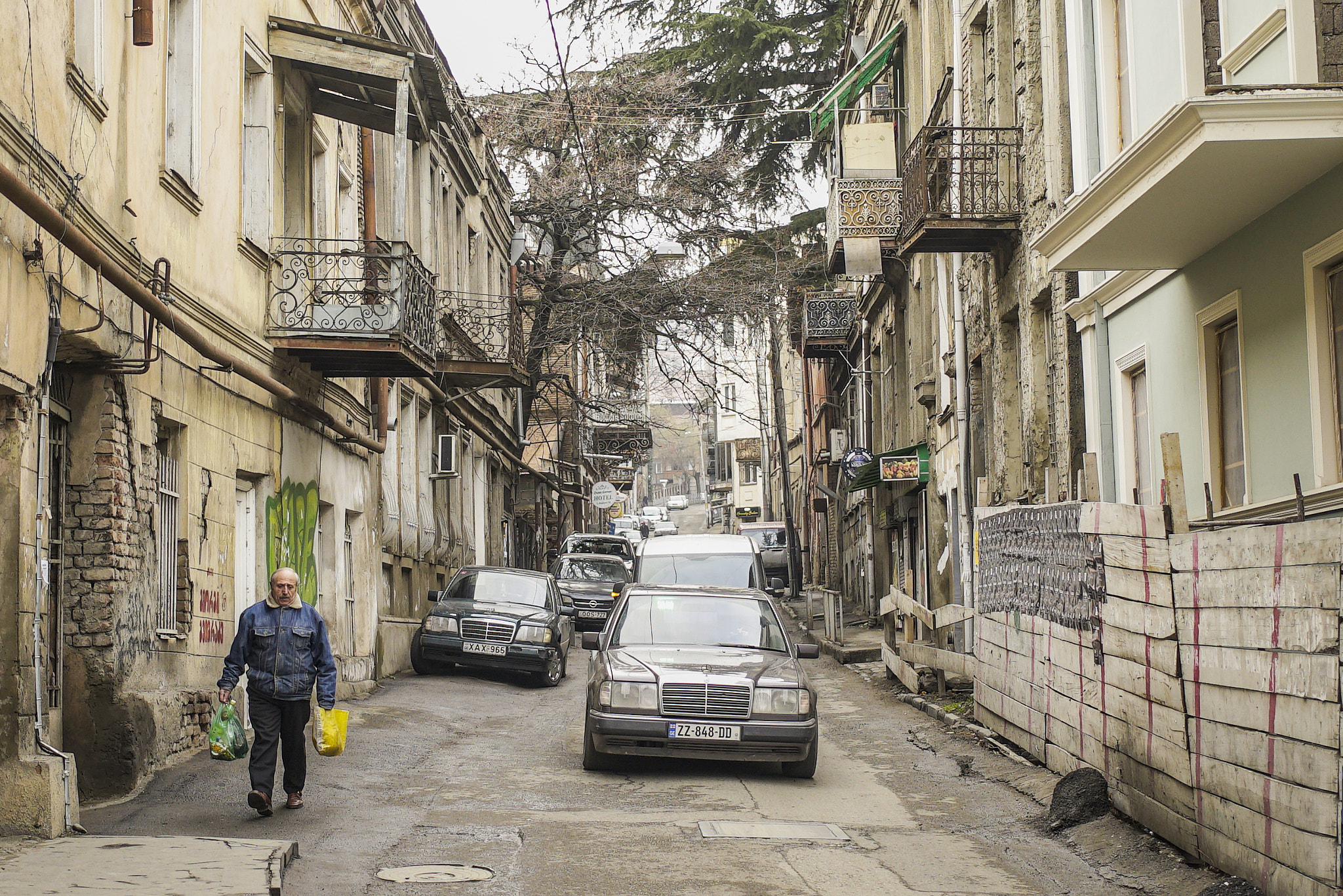 Sony a7S II + Canon EF 40mm F2.8 STM sample photo. Tbilisi photography