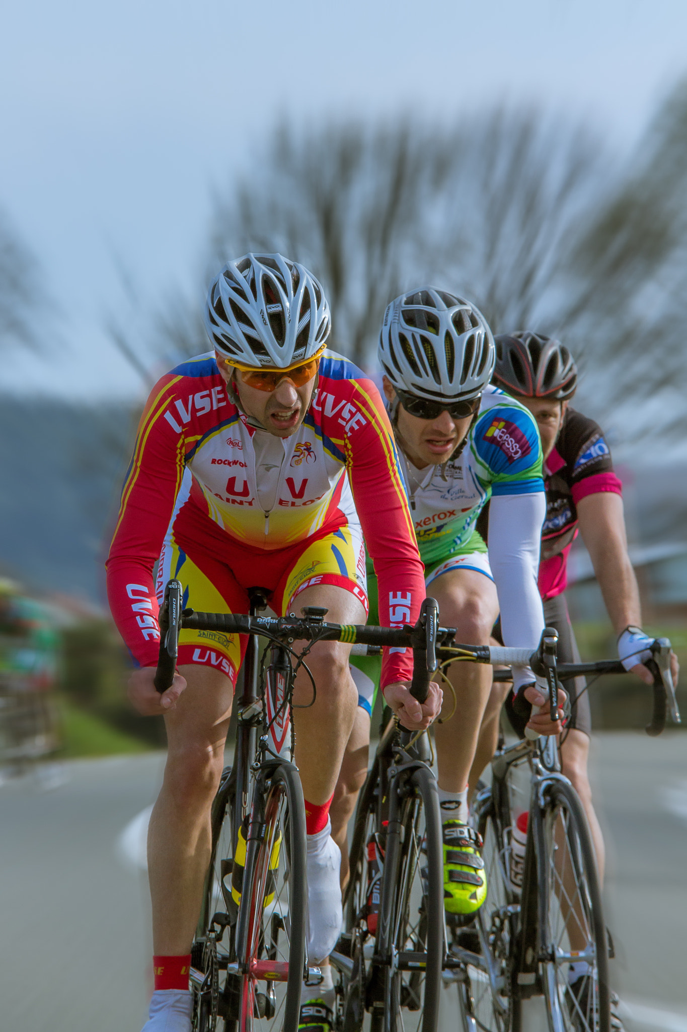 Sigma 70-200mm F2.8 EX DG OS HSM sample photo. Cyclisme photography