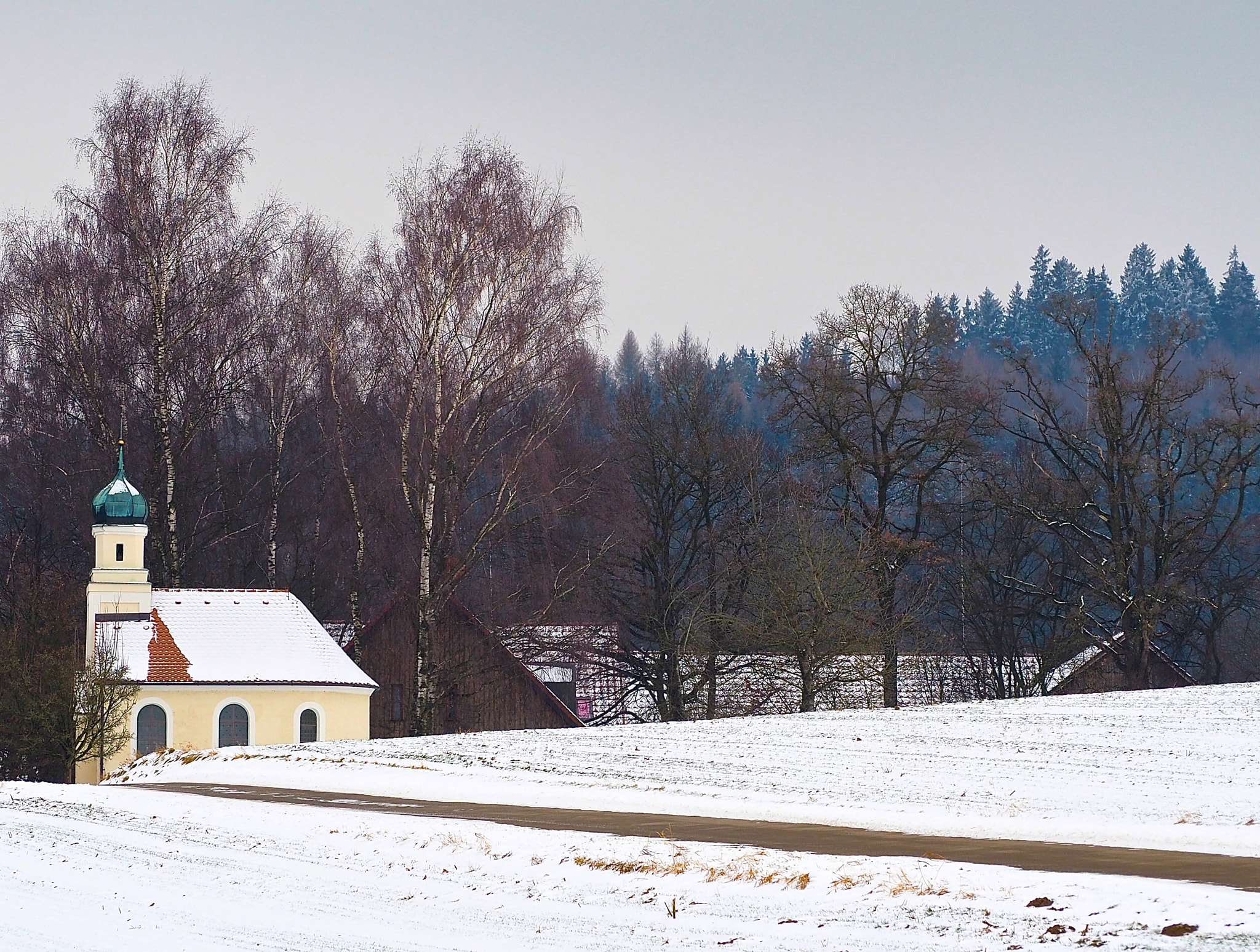 Olympus OM-D E-M5 II sample photo. Holzara church photography